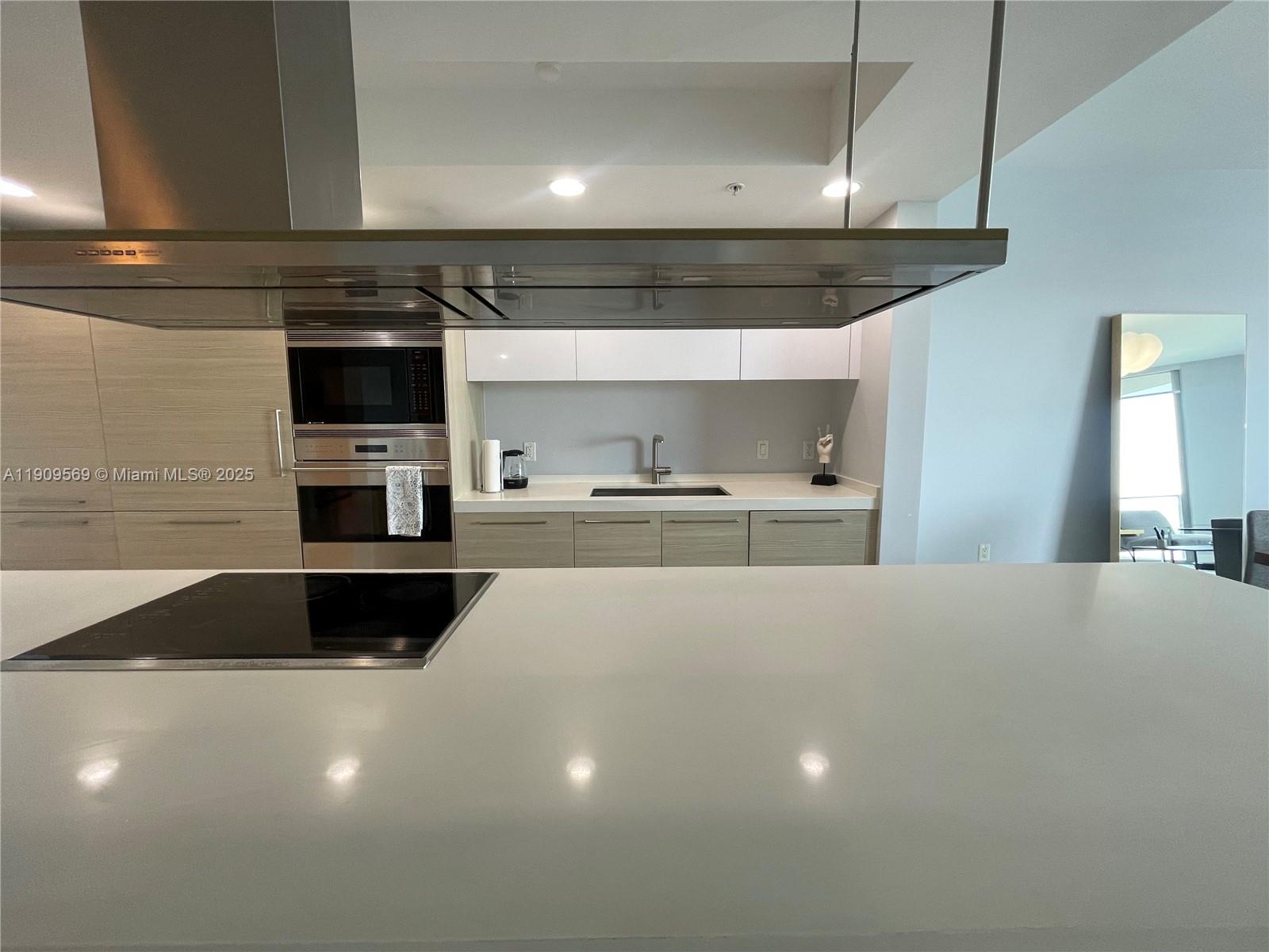 Photo of 17301 Biscayne Blvd  #1506, North Miami Beach, Florida, 33160 - 