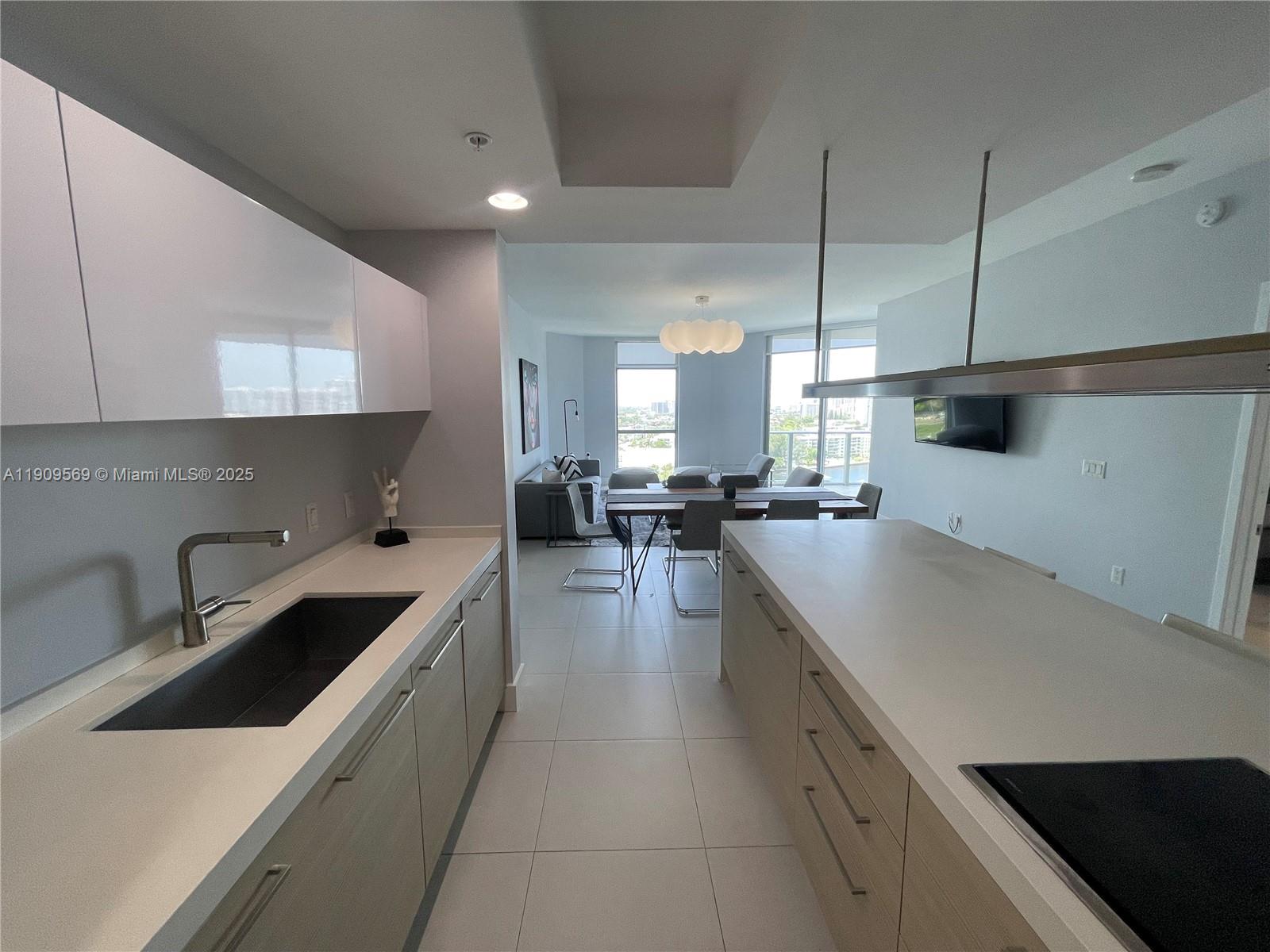 Photo of 17301 Biscayne Blvd  #1506, North Miami Beach, Florida, 33160 - 
