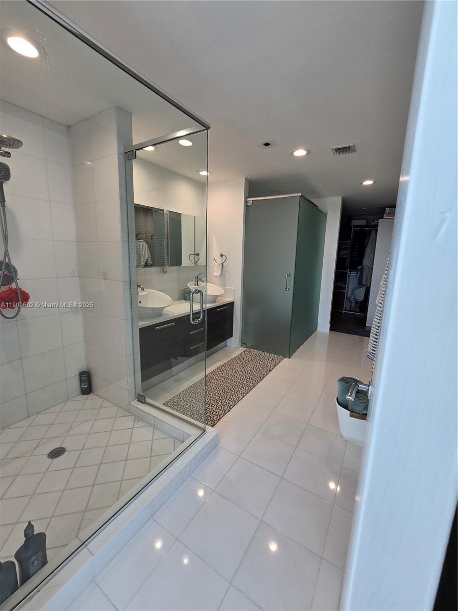Photo of 2950 188th St #501, Aventura, Florida, 33180 -