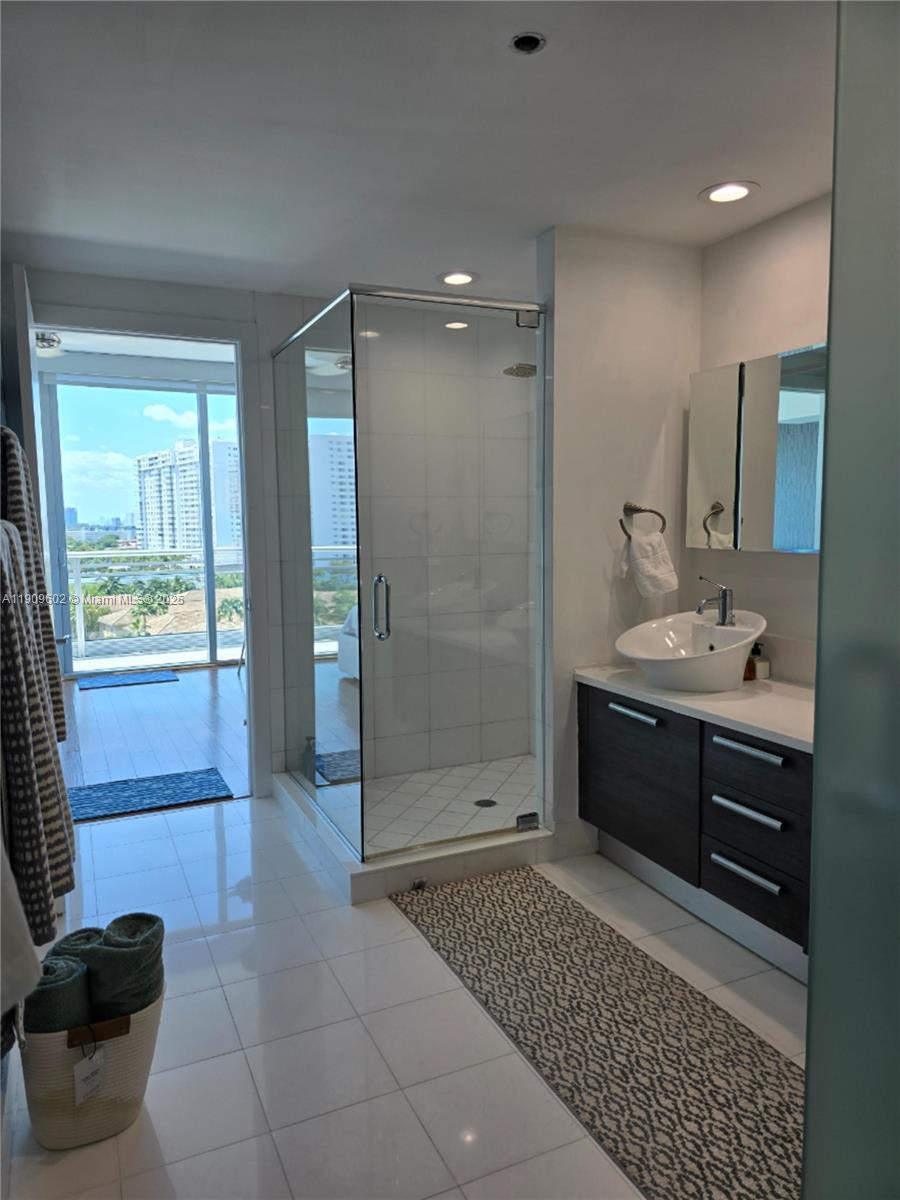 Photo of 2950 188th St #501, Aventura, Florida, 33180 -