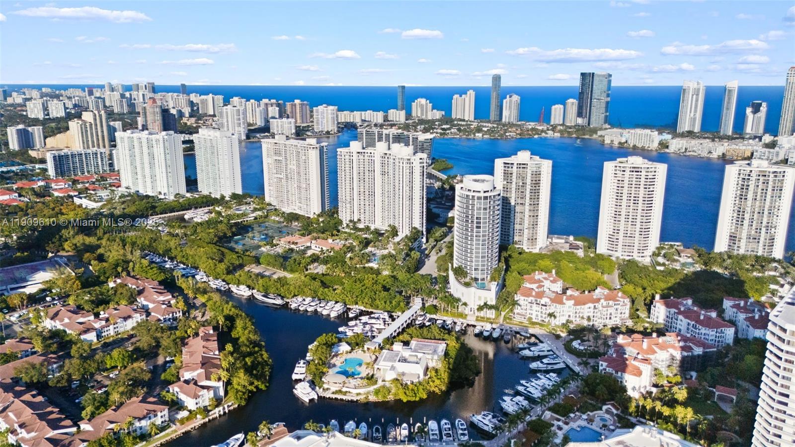 See details 903 3 / 3 2235 sq. ft. $ 2025-11-06 0 Photo