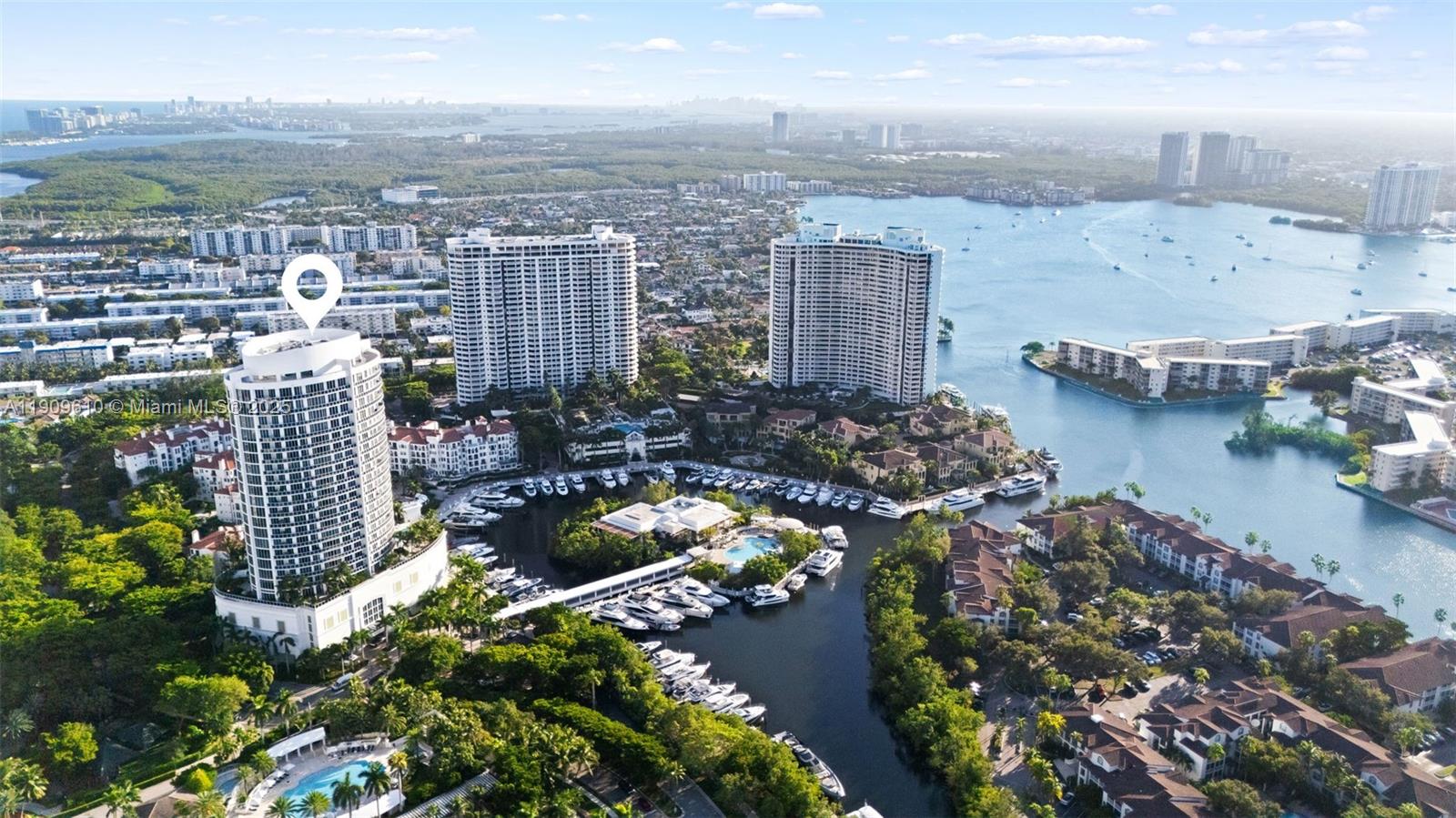 See details 903 3 / 3 2235 sq. ft. $ 2025-11-06 0 Photo