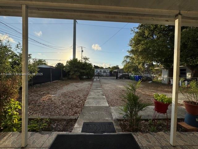 See details / 1764 sq. ft. $ 2025-11-17 0 Photo