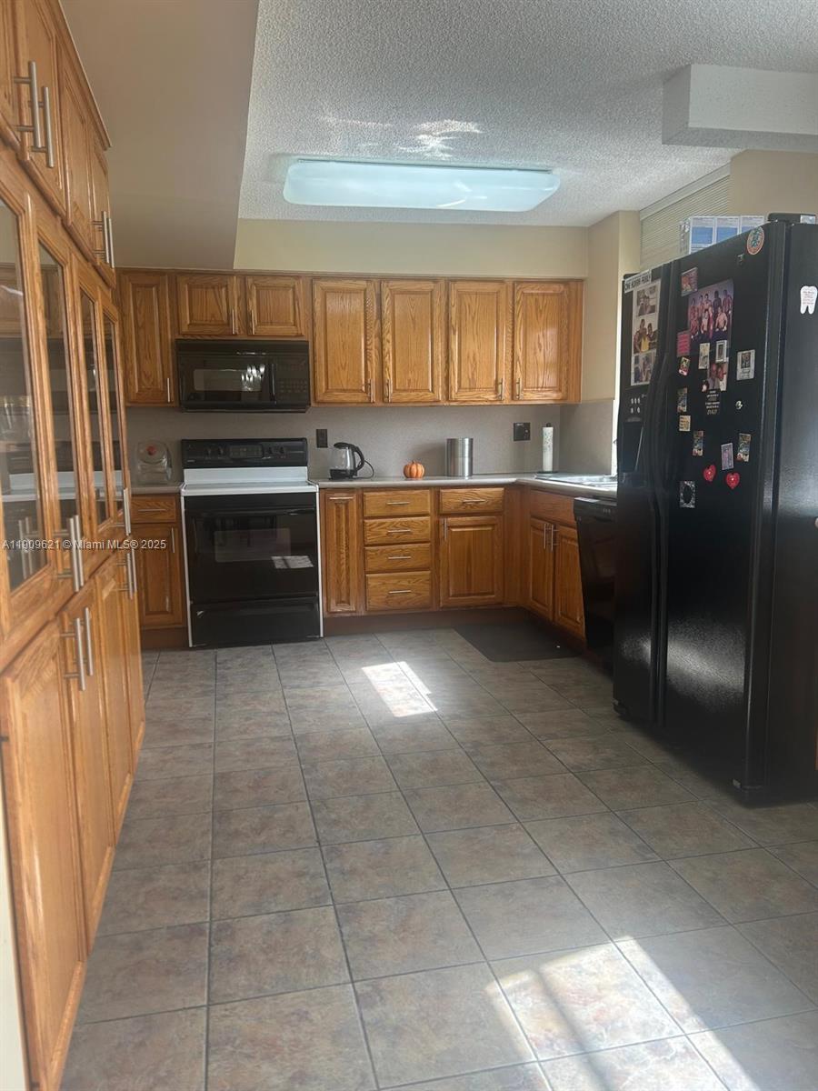 See details 1205 2 / 2 1544 sq. ft. $ 2025-11-06 0 Photo