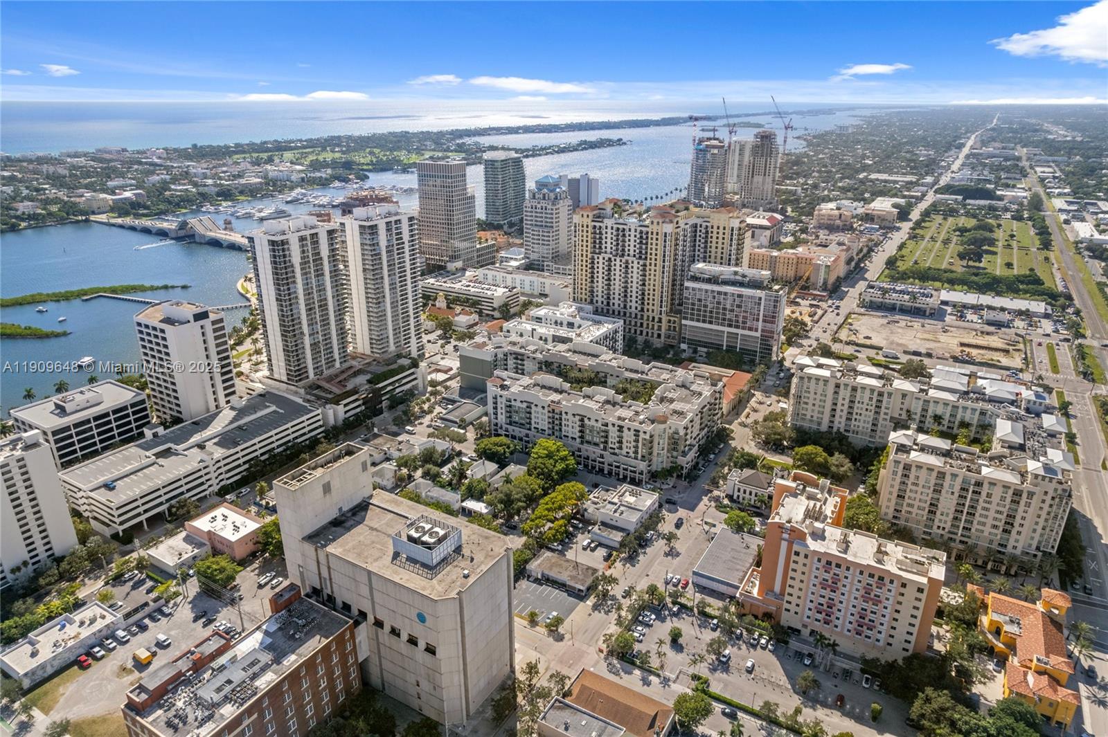 Подробнее / кв.футов $ 2025-11-06 0 Фото