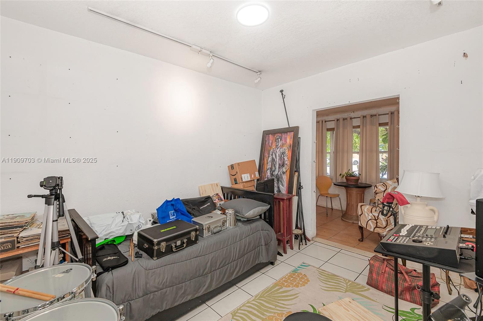   /  1479 sq. ft. $ 2025-11-06 0 Photo