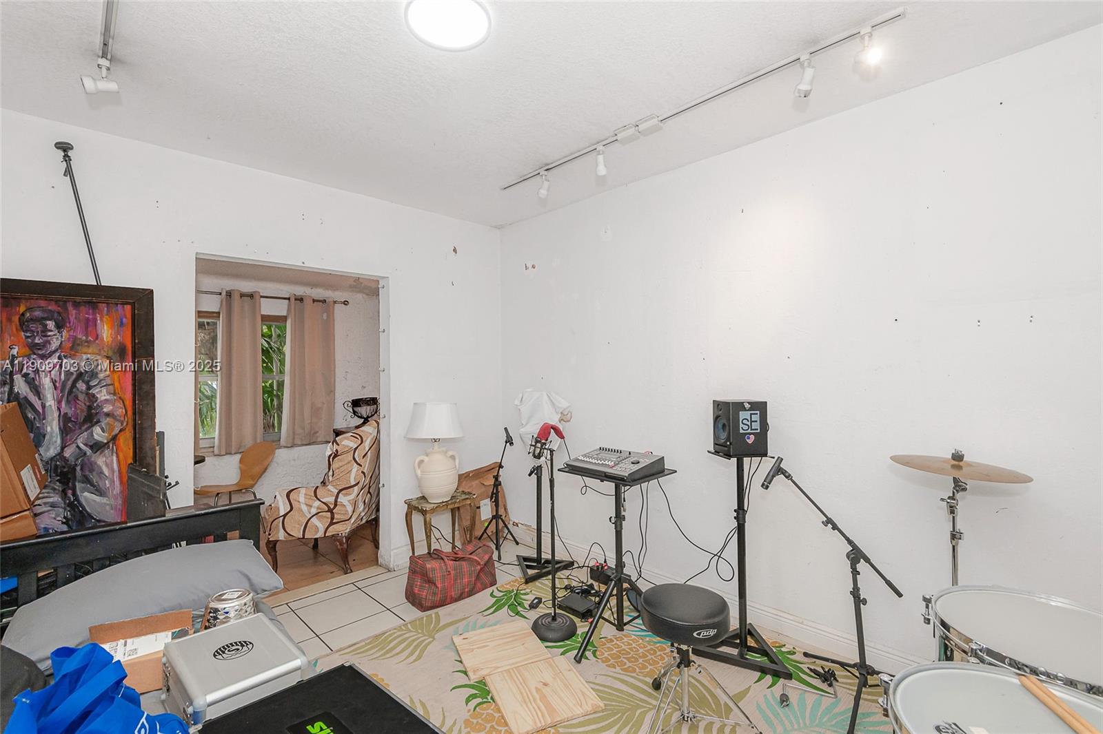   /  1479 sq. ft. $ 2025-11-06 0 Photo