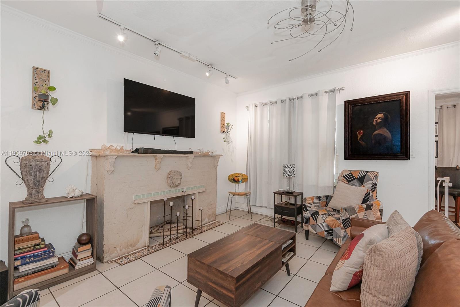   /  1479 sq. ft. $ 2025-11-06 0 Photo