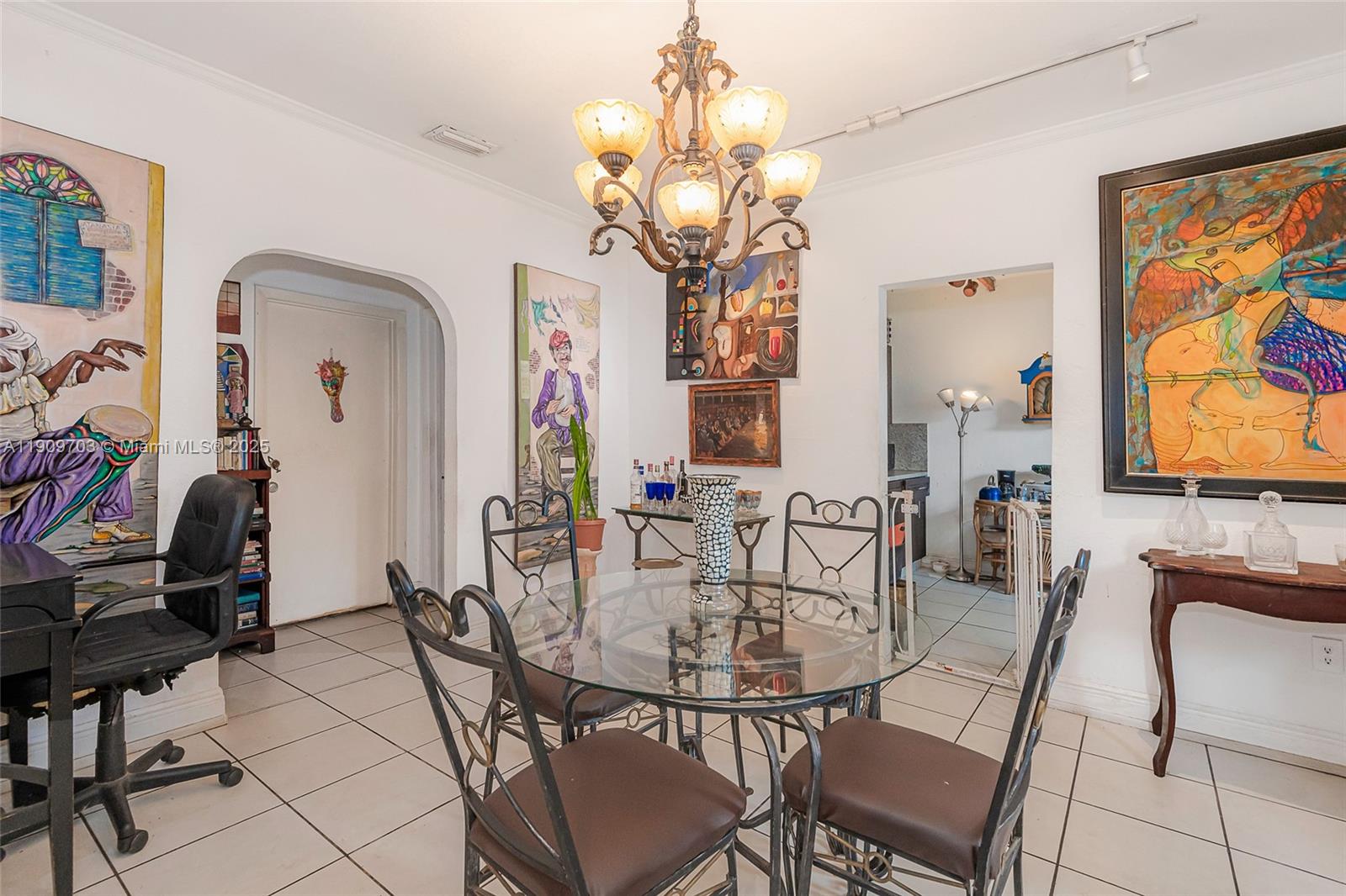   /  1479 sq. ft. $ 2025-11-06 0 Photo