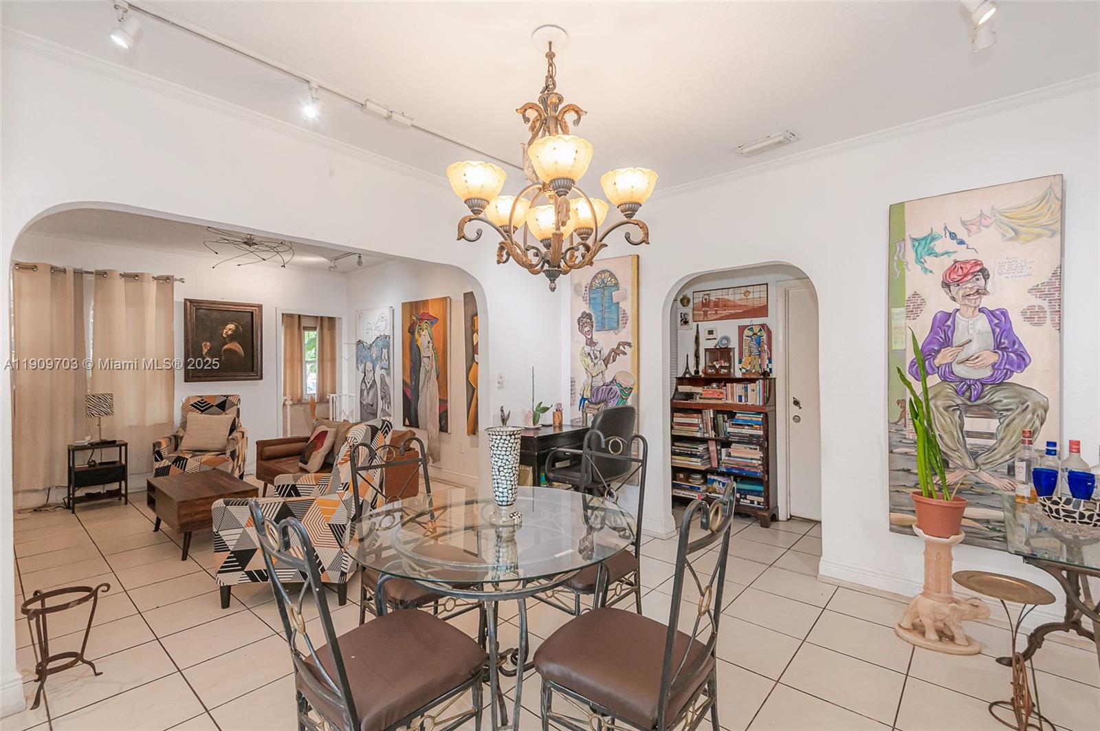   /  1479 sq. ft. $ 2025-11-06 0 Photo