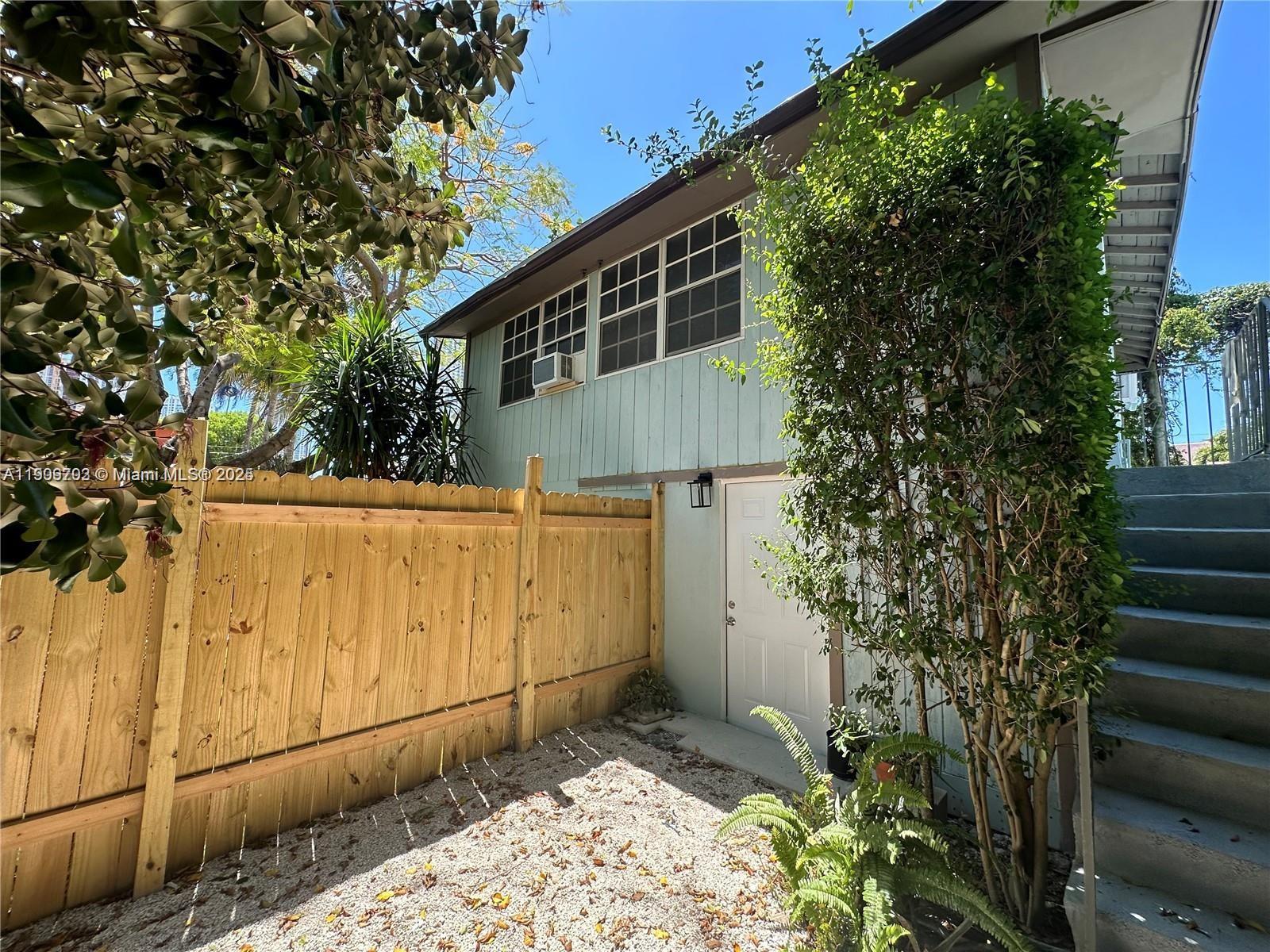   /  1479 sq. ft. $ 2025-11-06 0 Photo