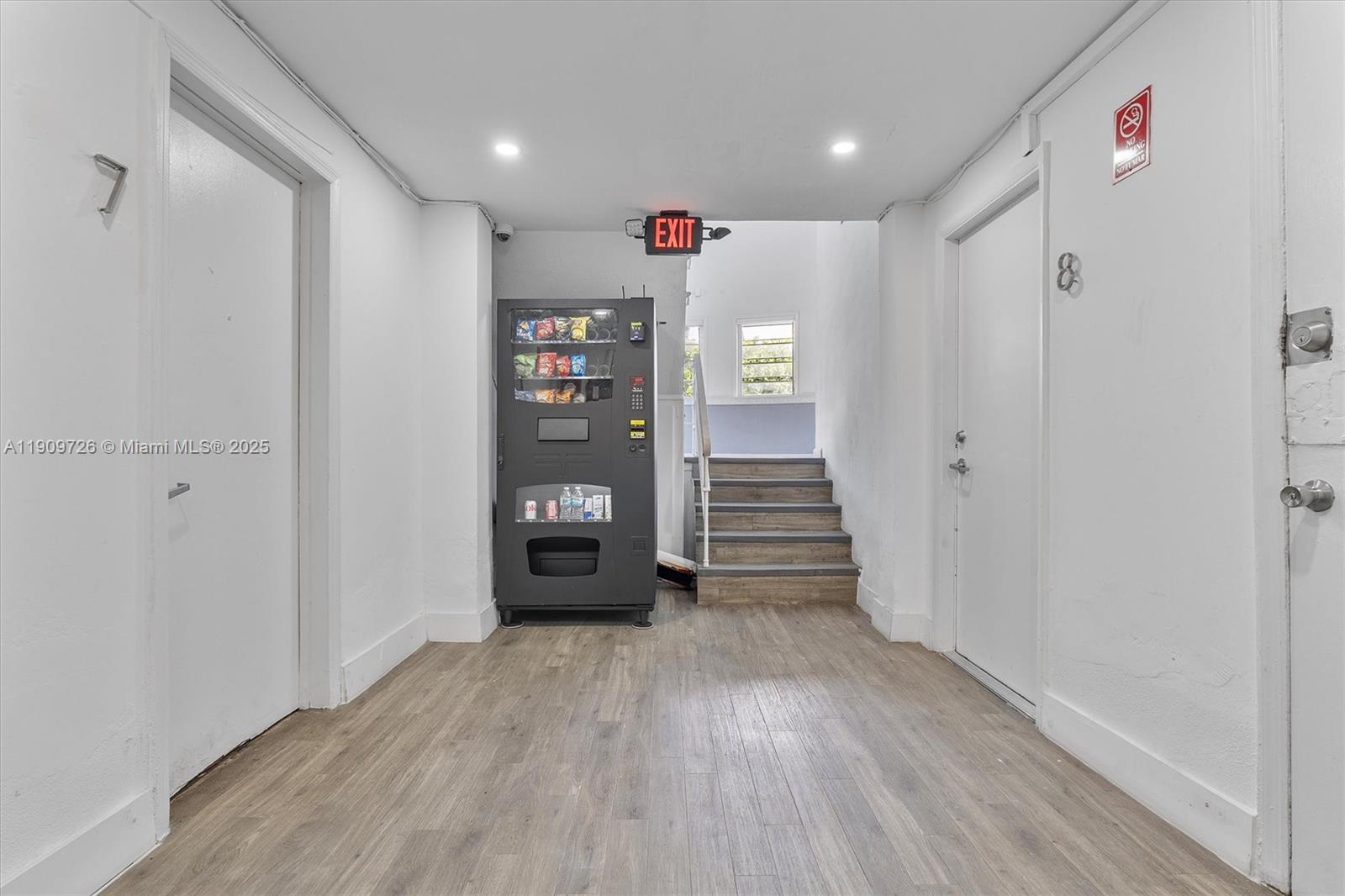 See details / sq. ft. $ 2025-11-06 0 Photo