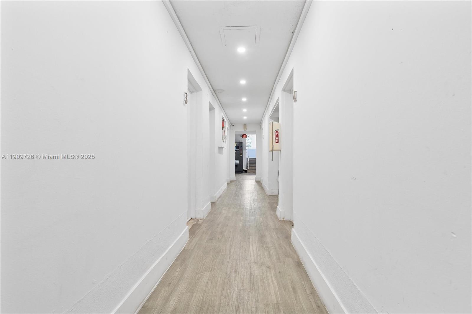 See details / sq. ft. $ 2025-11-06 0 Photo