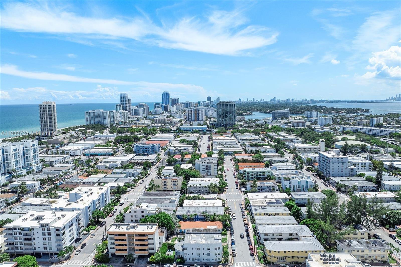 See details / sq. ft. $ 2025-11-06 0 Photo