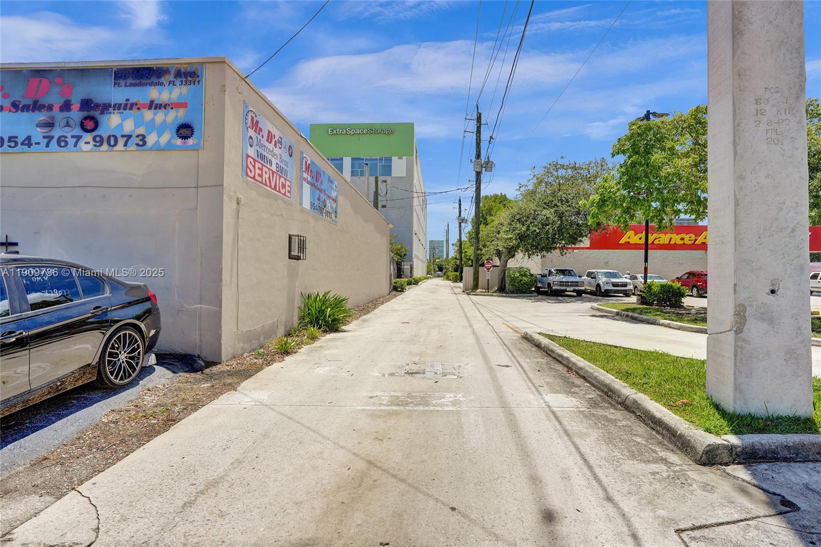 See details / sq. ft. $ 2025-11-06 0 Photo