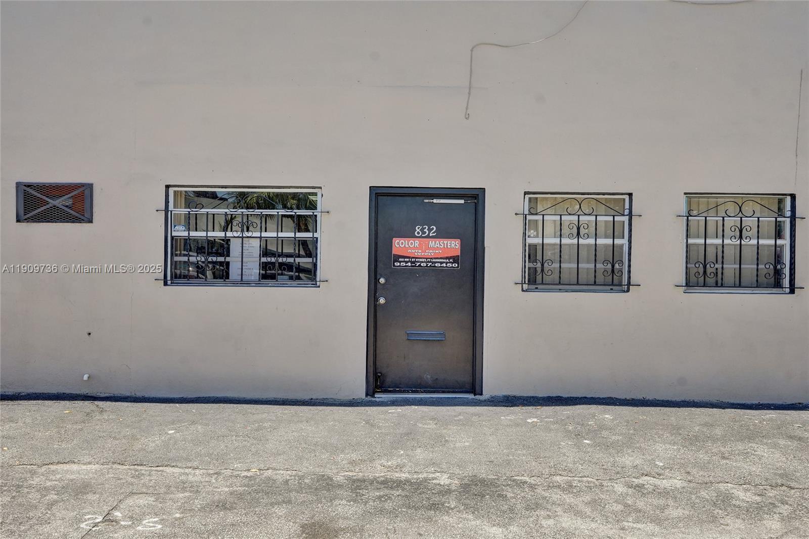 See details / sq. ft. $ 2025-11-06 0 Photo