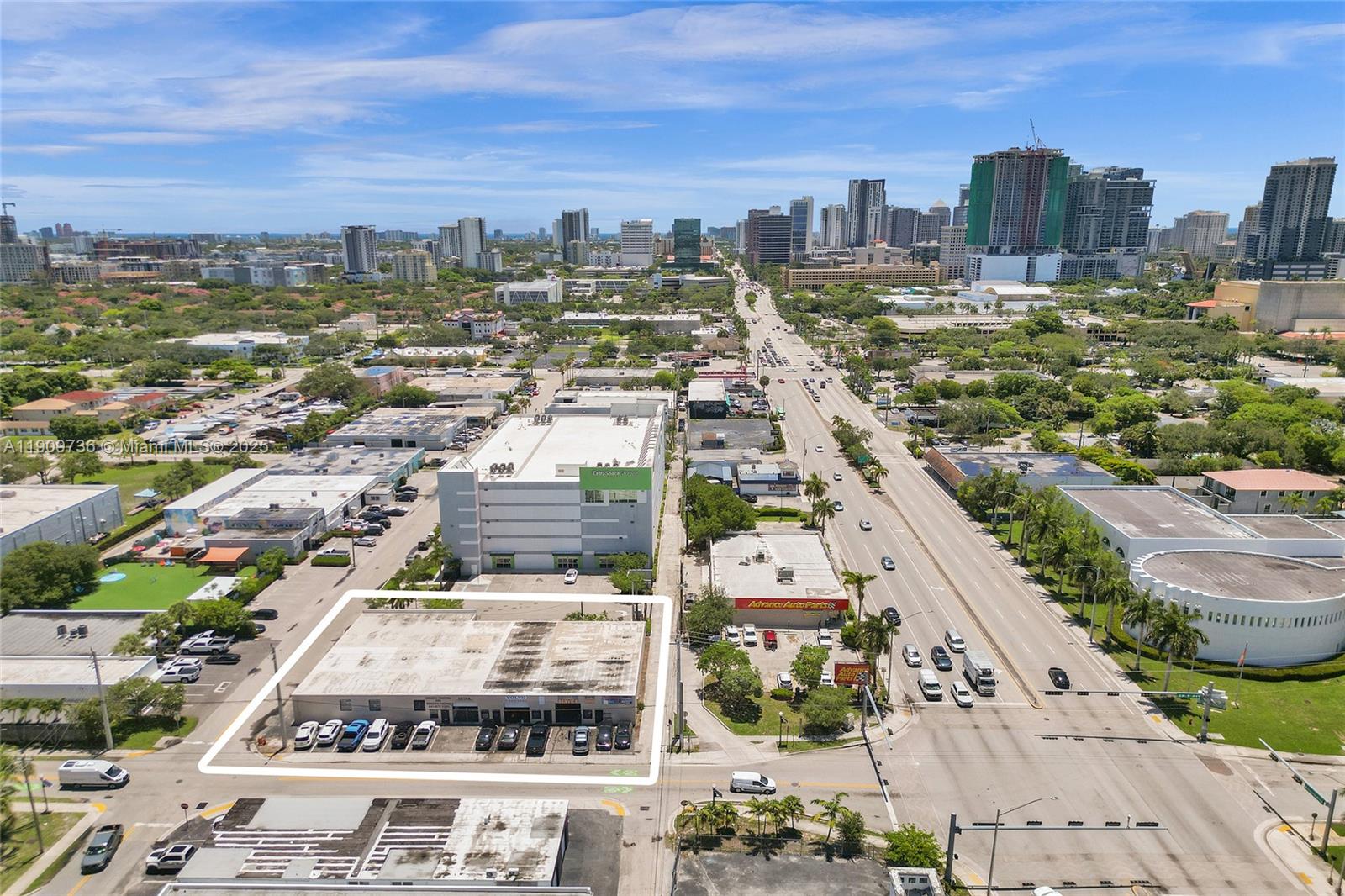 See details / sq. ft. $ 2025-11-06 0 Photo