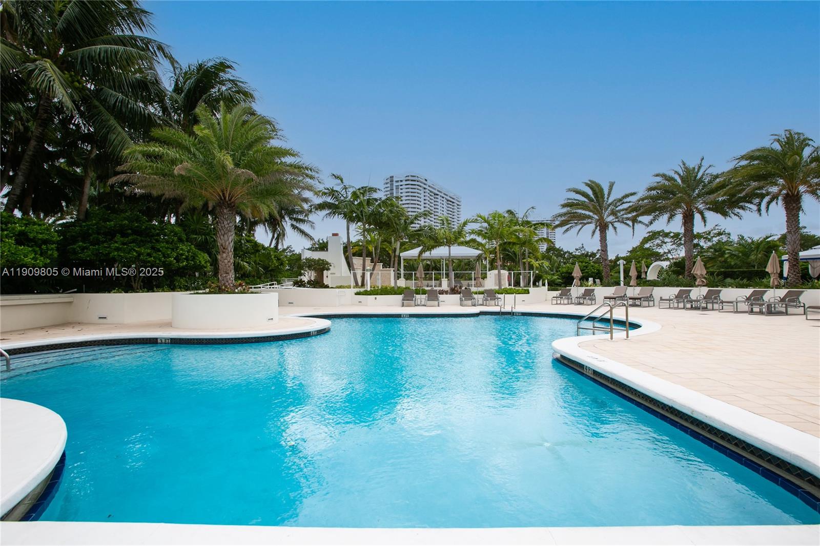 See details WSTE1 2 / 2 1520 sq. ft. $ 2025-11-06 0 Photo