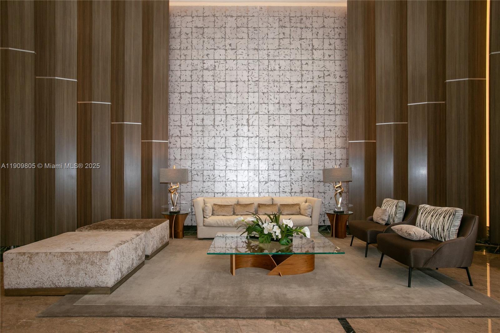 See details WSTE1 2 / 2 1520 sq. ft. $ 2025-11-06 0 Photo