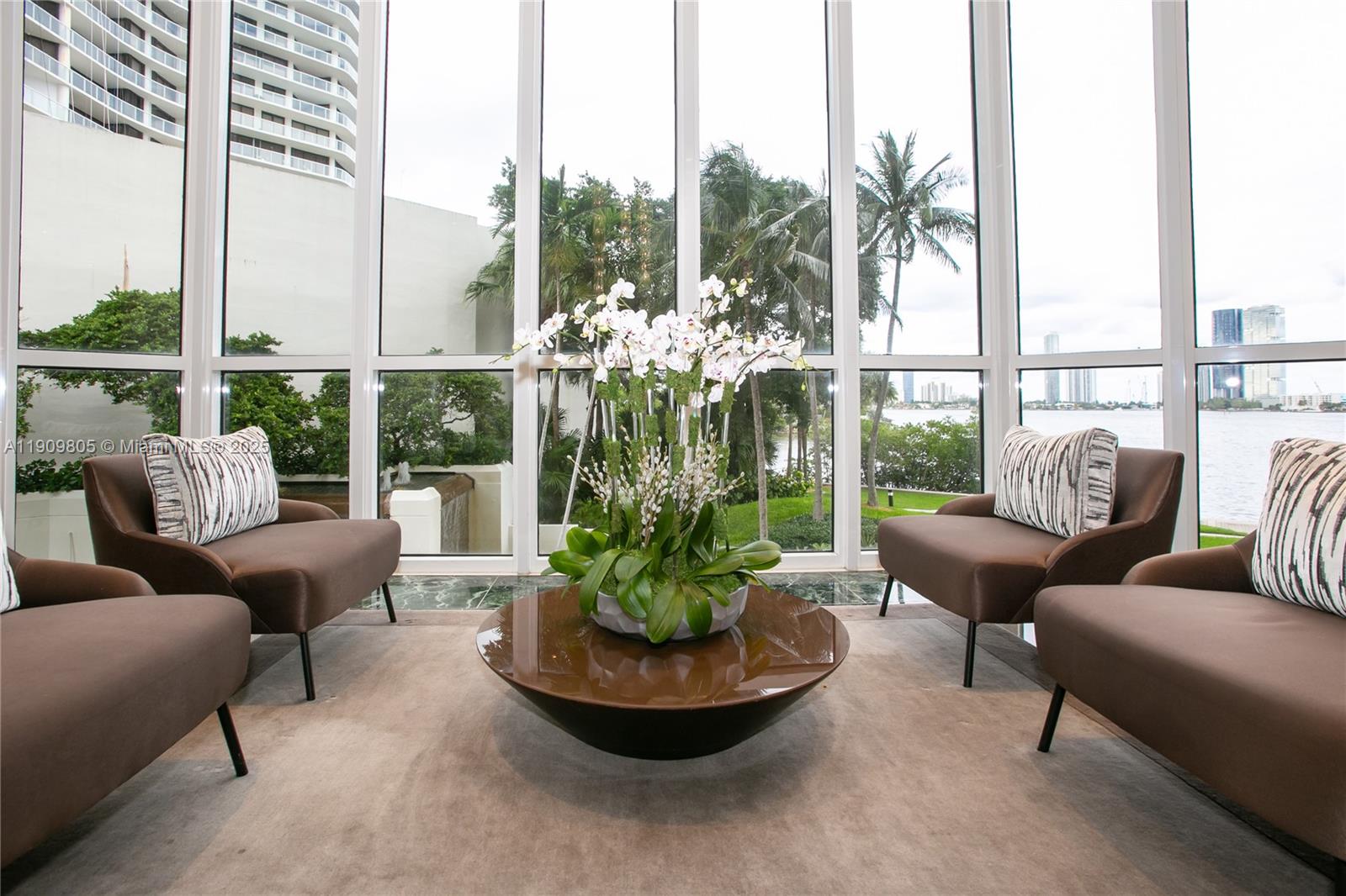 See details WSTE1 2 / 2 1520 sq. ft. $ 2025-11-06 0 Photo