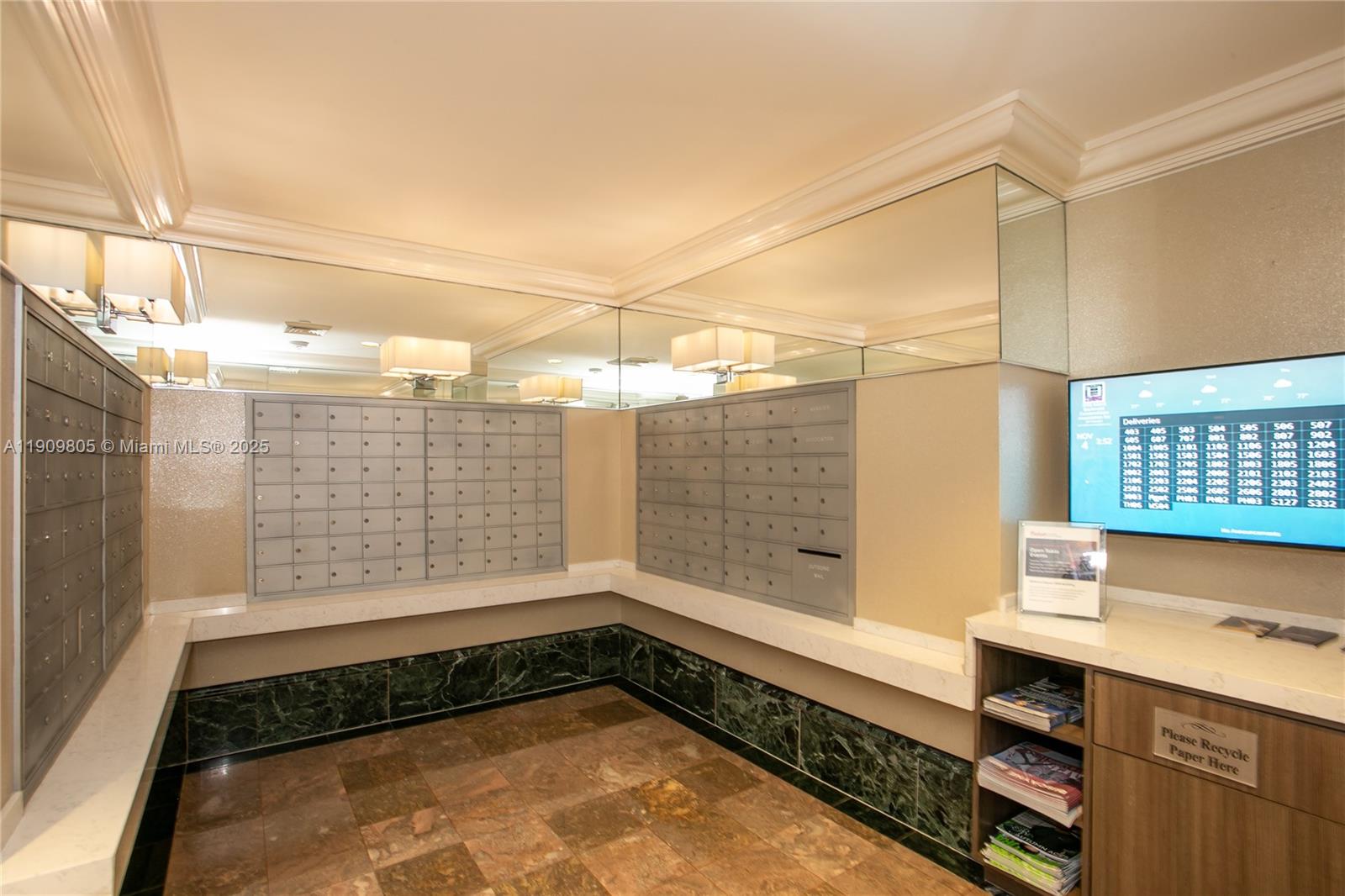 See details WSTE1 2 / 2 1520 sq. ft. $ 2025-11-06 0 Photo