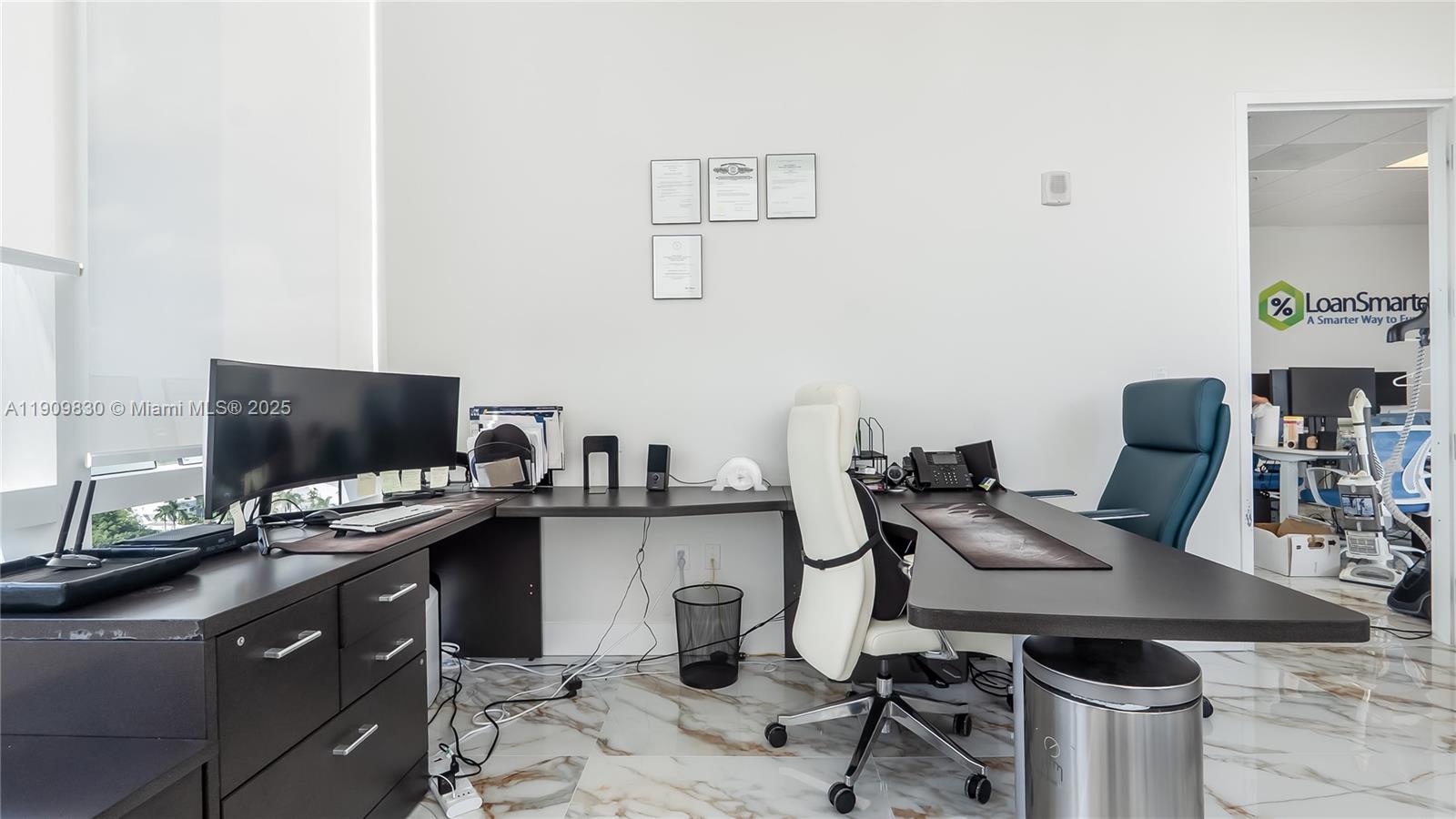 Подробнее / кв.футов $ 2025-11-06 0 Фото