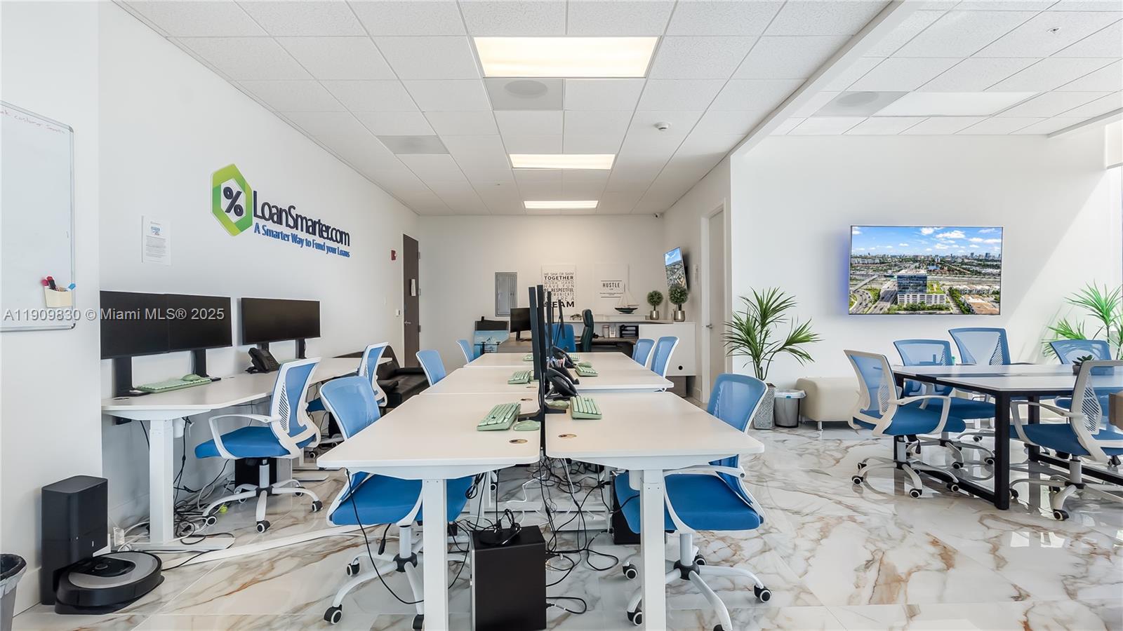 Подробнее / кв.футов $ 2025-11-06 0 Фото