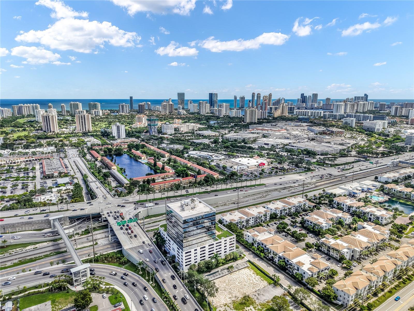 Подробнее / кв.футов $ 2025-11-06 0 Фото