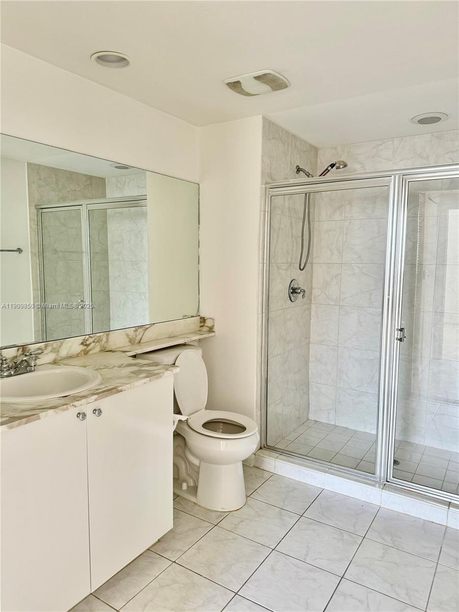 Photo of 18800 29th Ave  #829, Aventura, Florida, 33180 - 