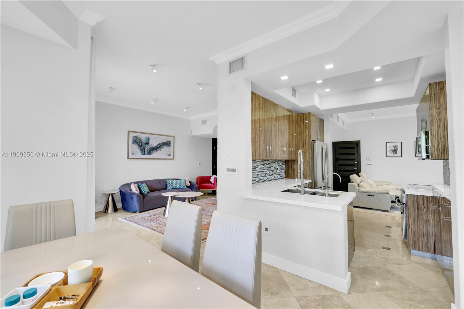 Photo of 3015 208th St  (3015), Aventura, Florida, 33180 - 