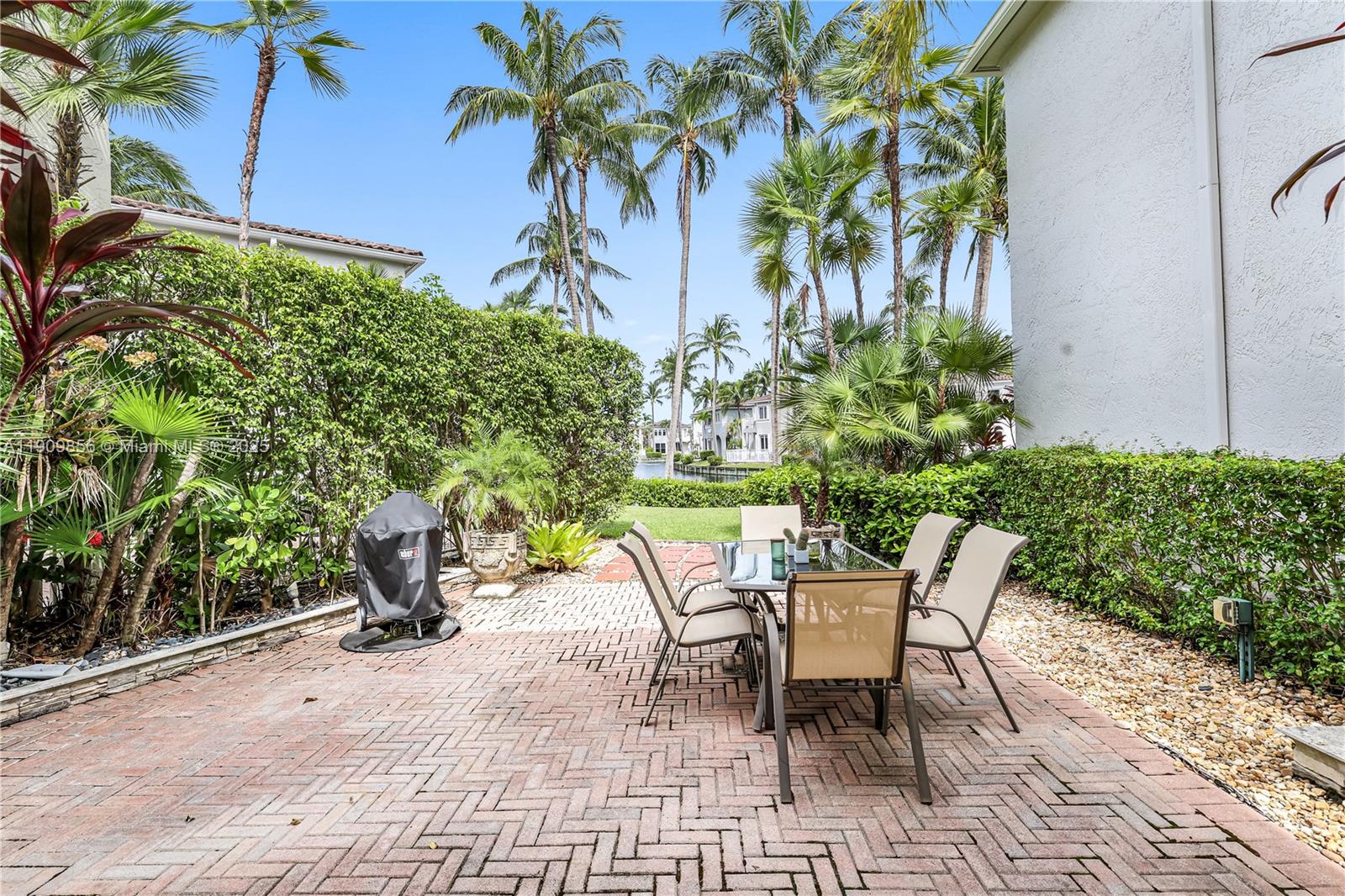 Photo of 3015 208th St  (3015), Aventura, Florida, 33180 - 