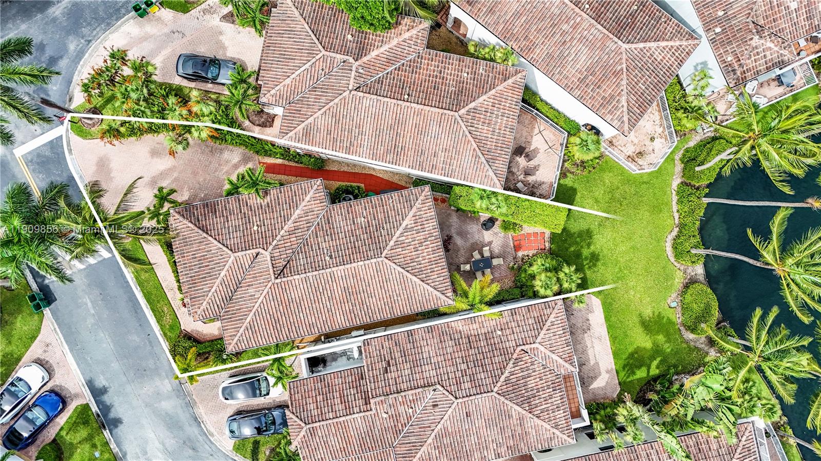 Photo of 3015 208th St  (3015), Aventura, Florida, 33180 - 