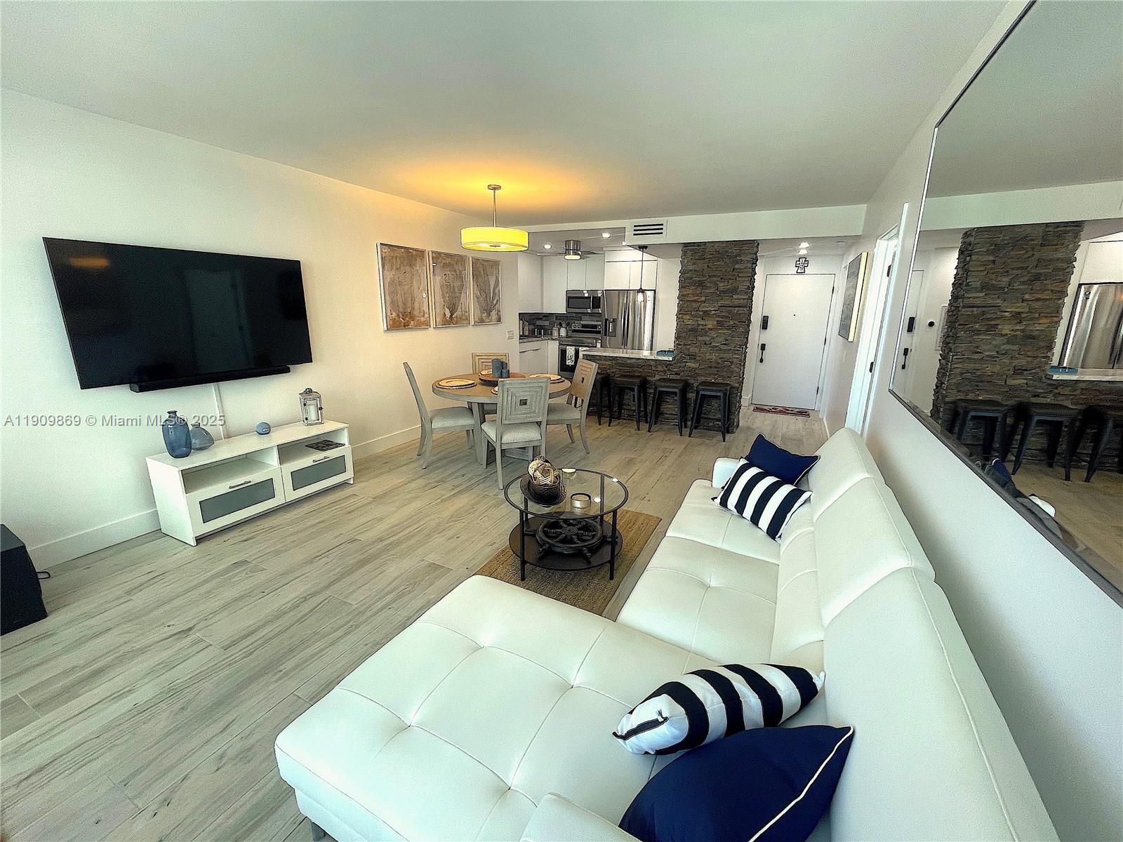 Photo of 3505 Ocean Dr #811, Hollywood, Florida, 33019 -