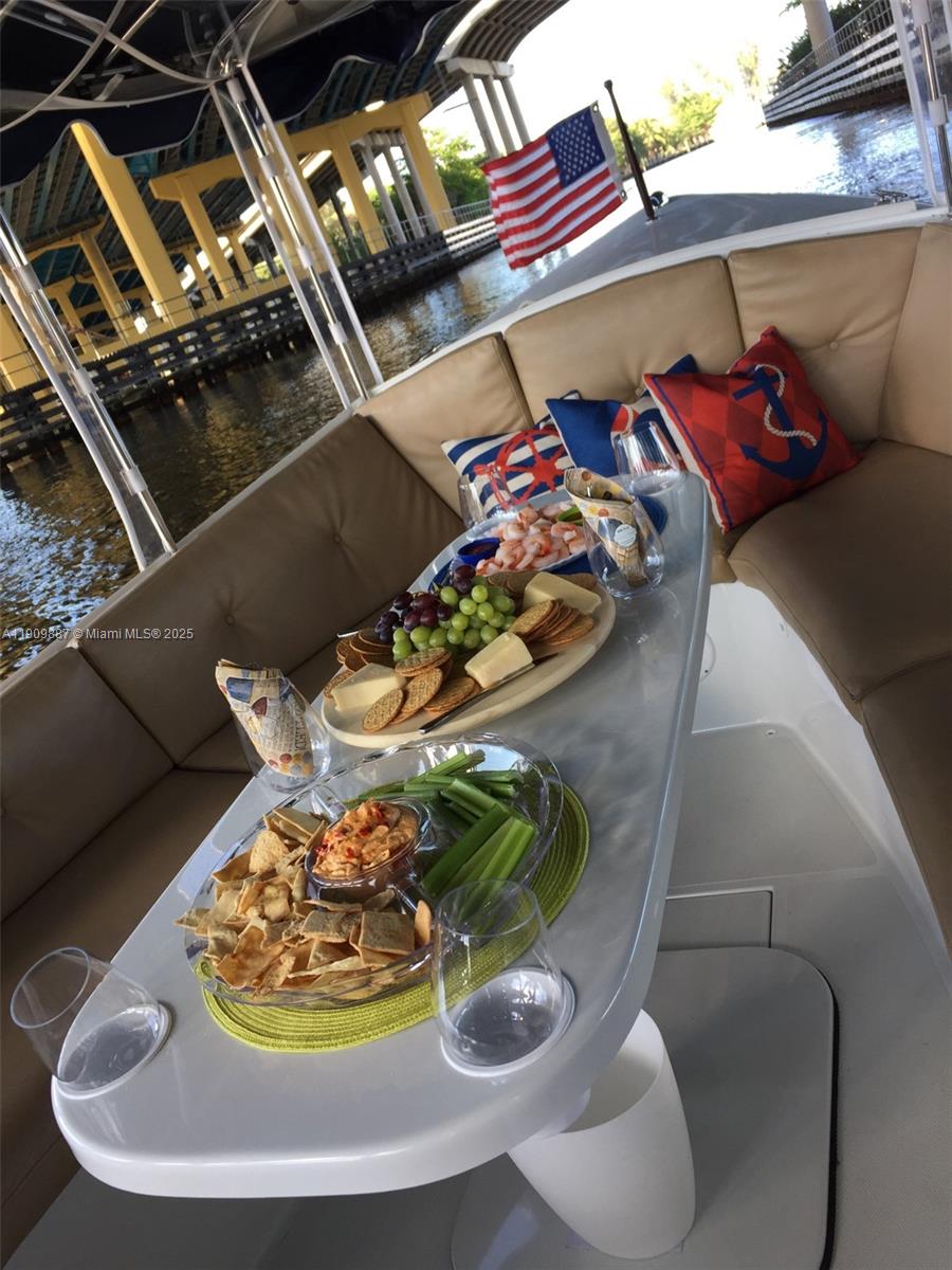   /   sq. ft. $ 2025-11-06 0 Photo