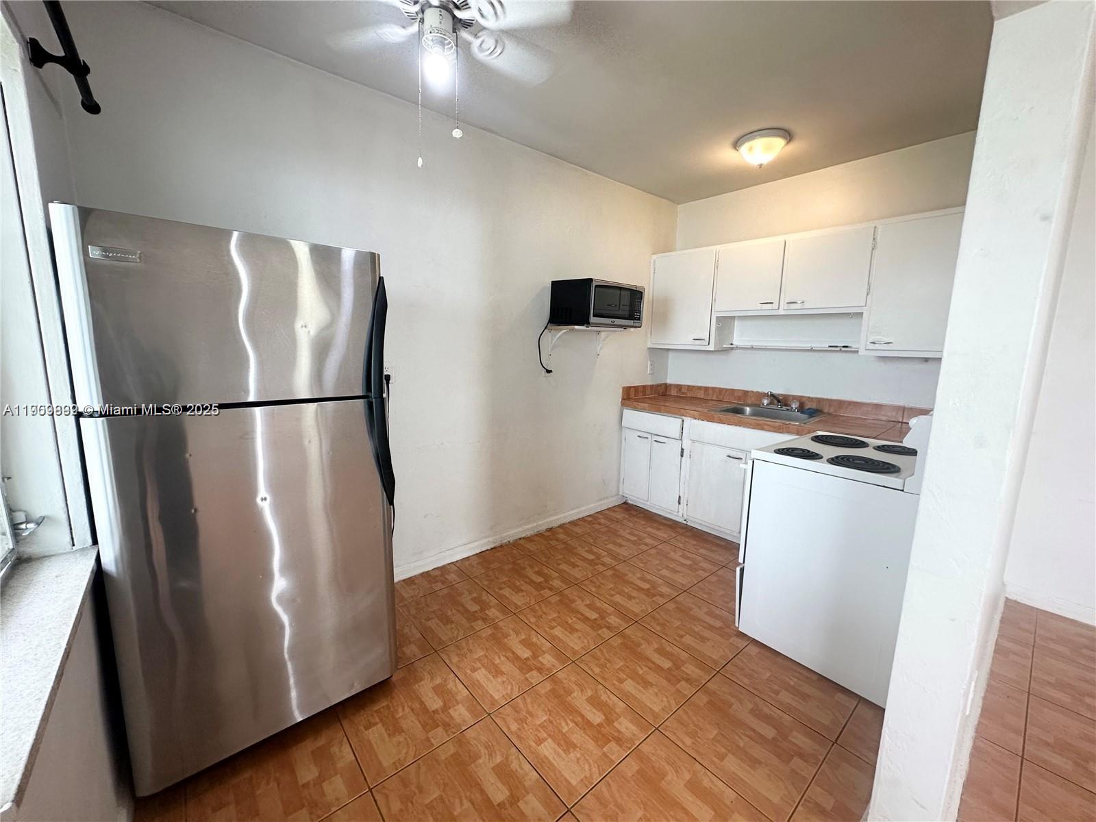 Подробнее / 1914 кв.футов $ 2025-11-06 0 Фото