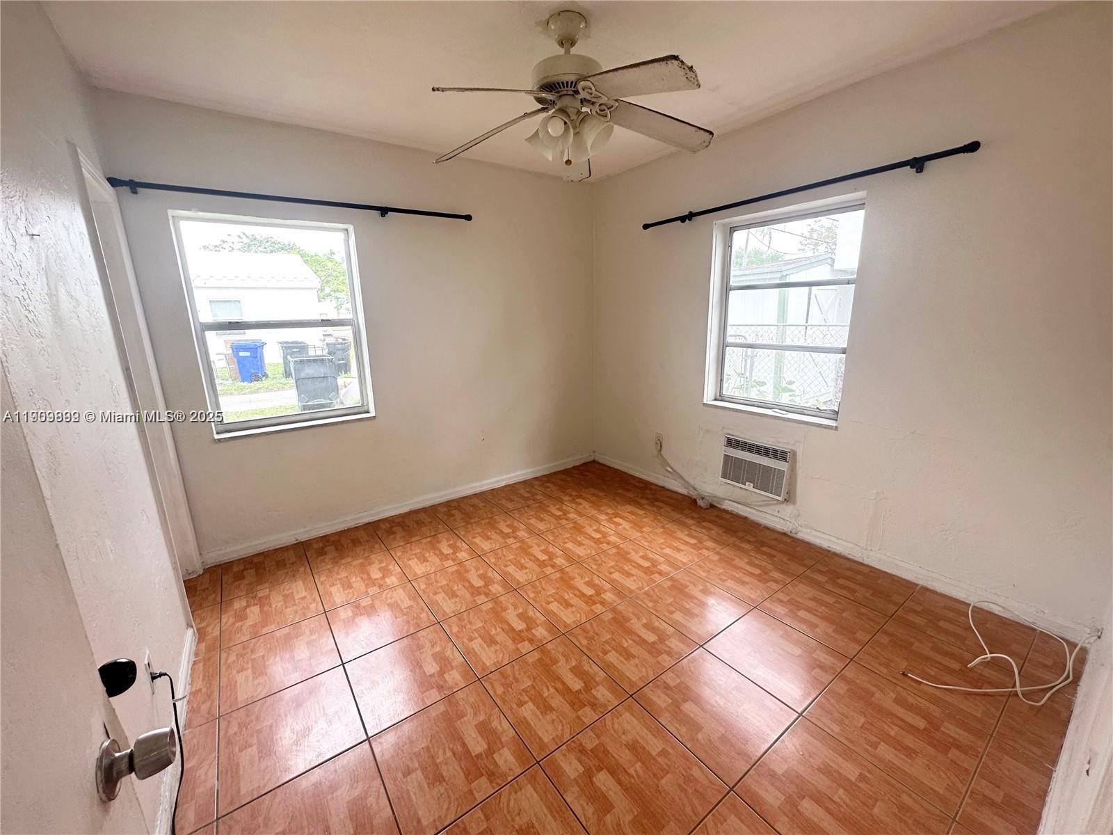 Подробнее / 1914 кв.футов $ 2025-11-06 0 Фото