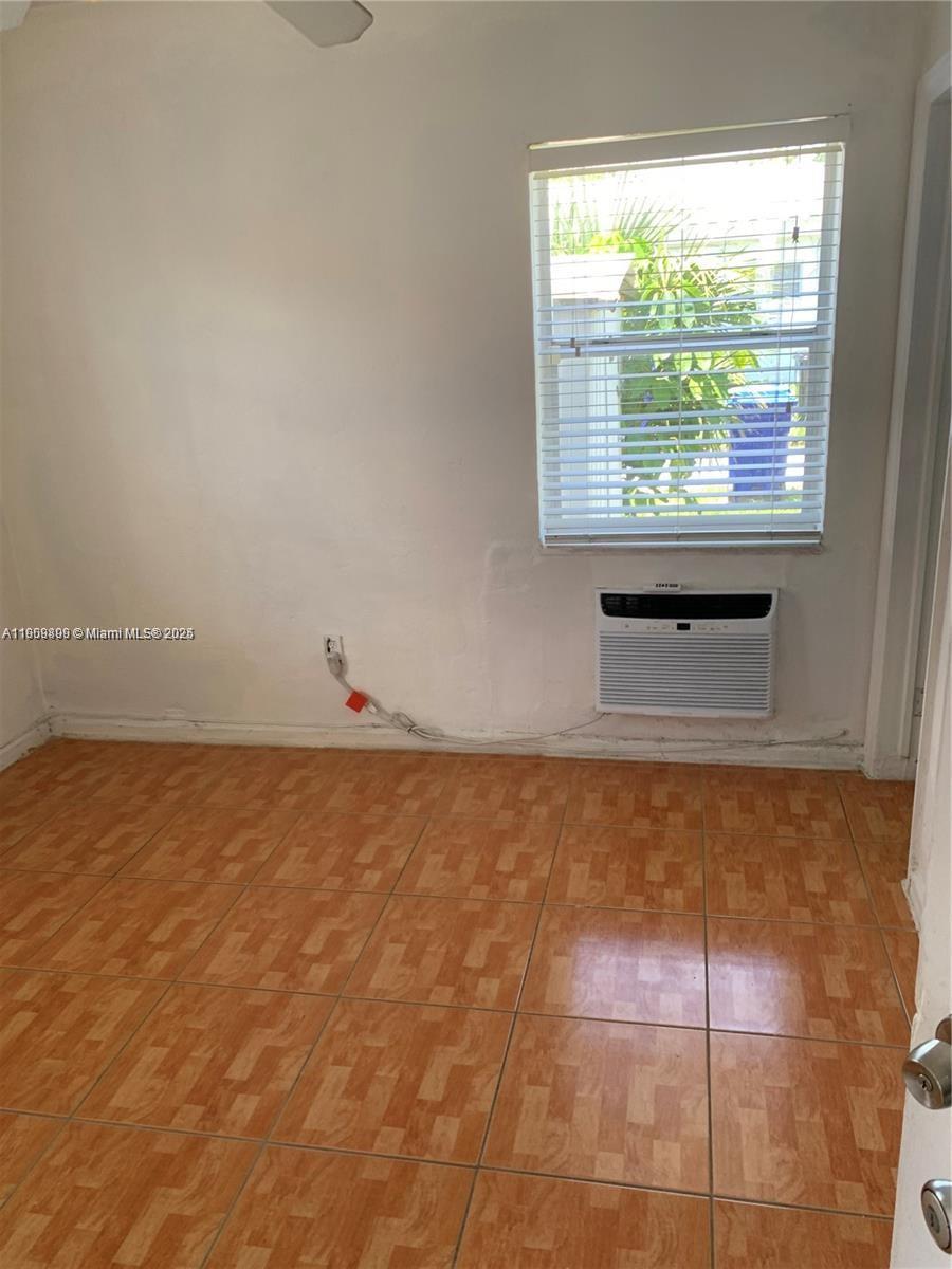 Подробнее / 1914 кв.футов $ 2025-11-06 0 Фото