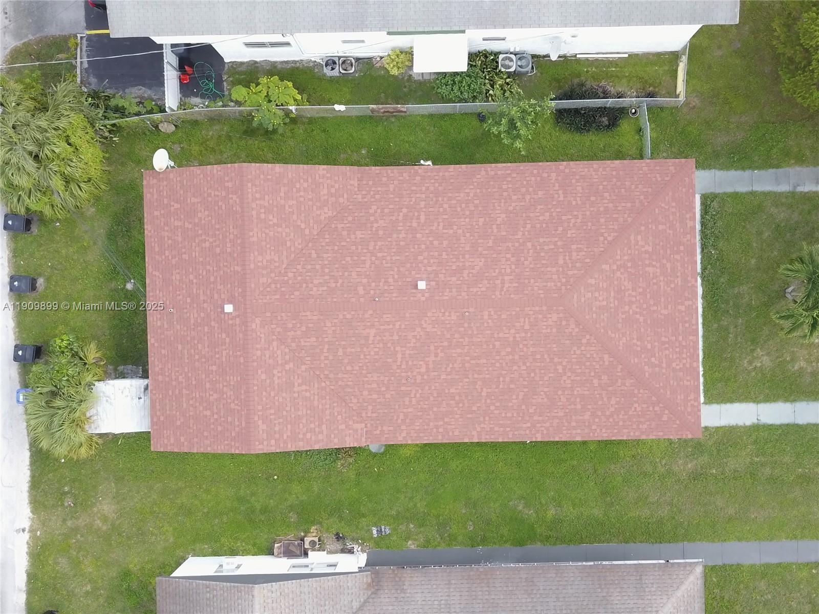 Подробнее / 1914 кв.футов $ 2025-11-06 0 Фото