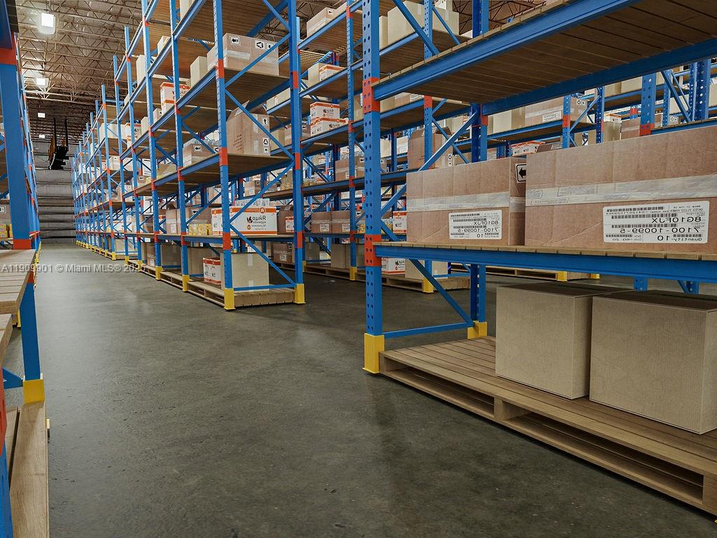 See details / sq. ft. $ 2025-11-06 0 Photo