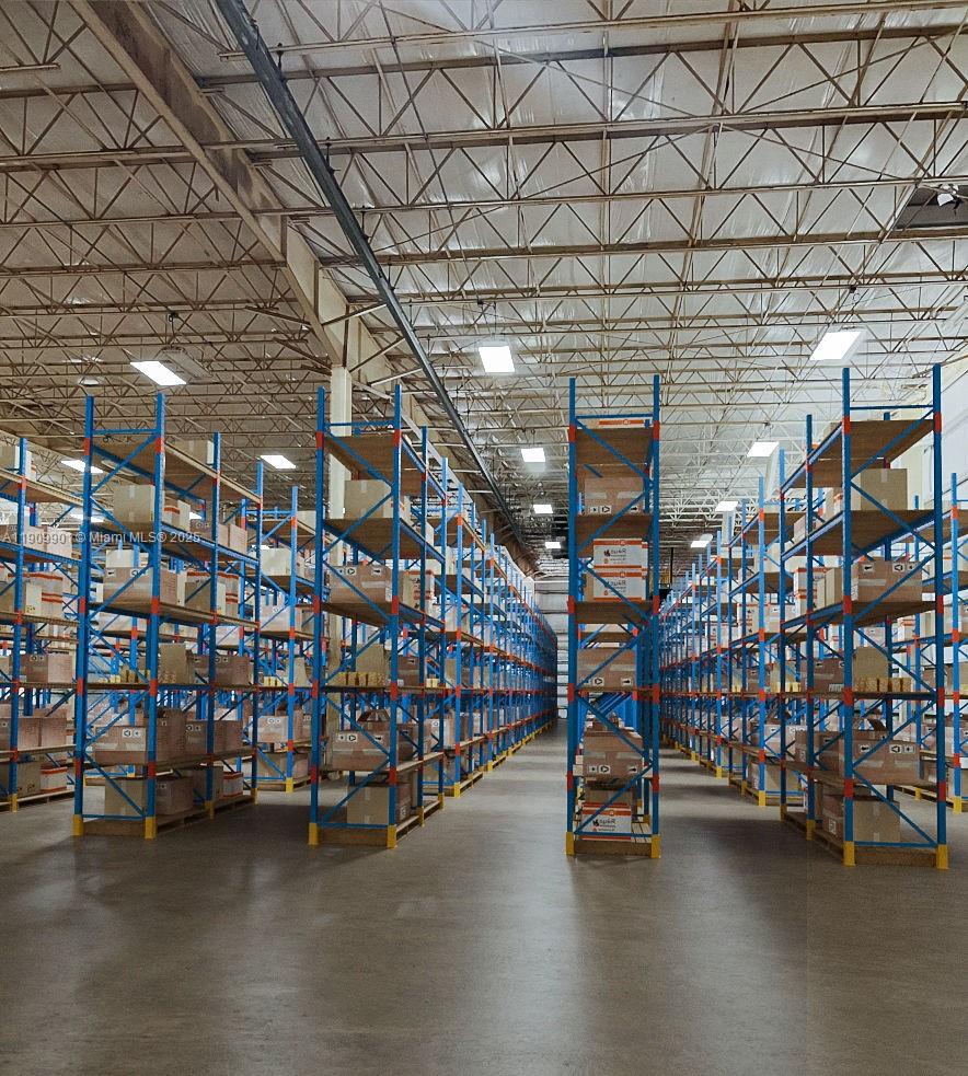 See details / sq. ft. $ 2025-11-06 0 Photo