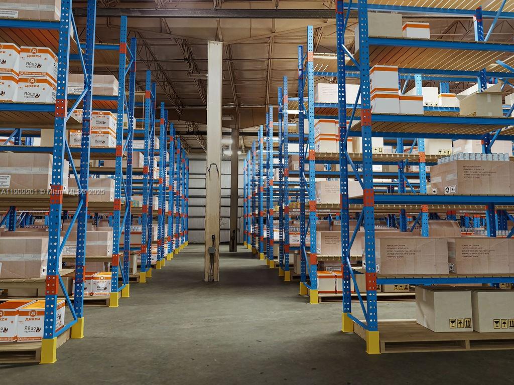 See details / sq. ft. $ 2025-11-06 0 Photo