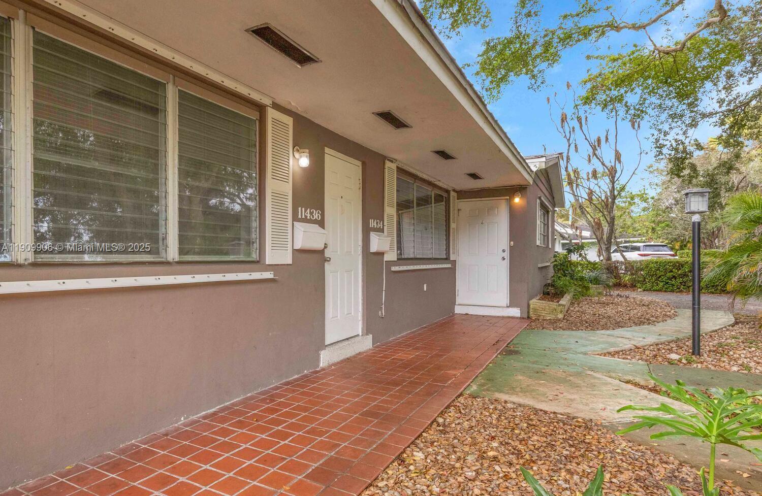   /  2395 sq. ft. $ 2025-11-06 0 Photo