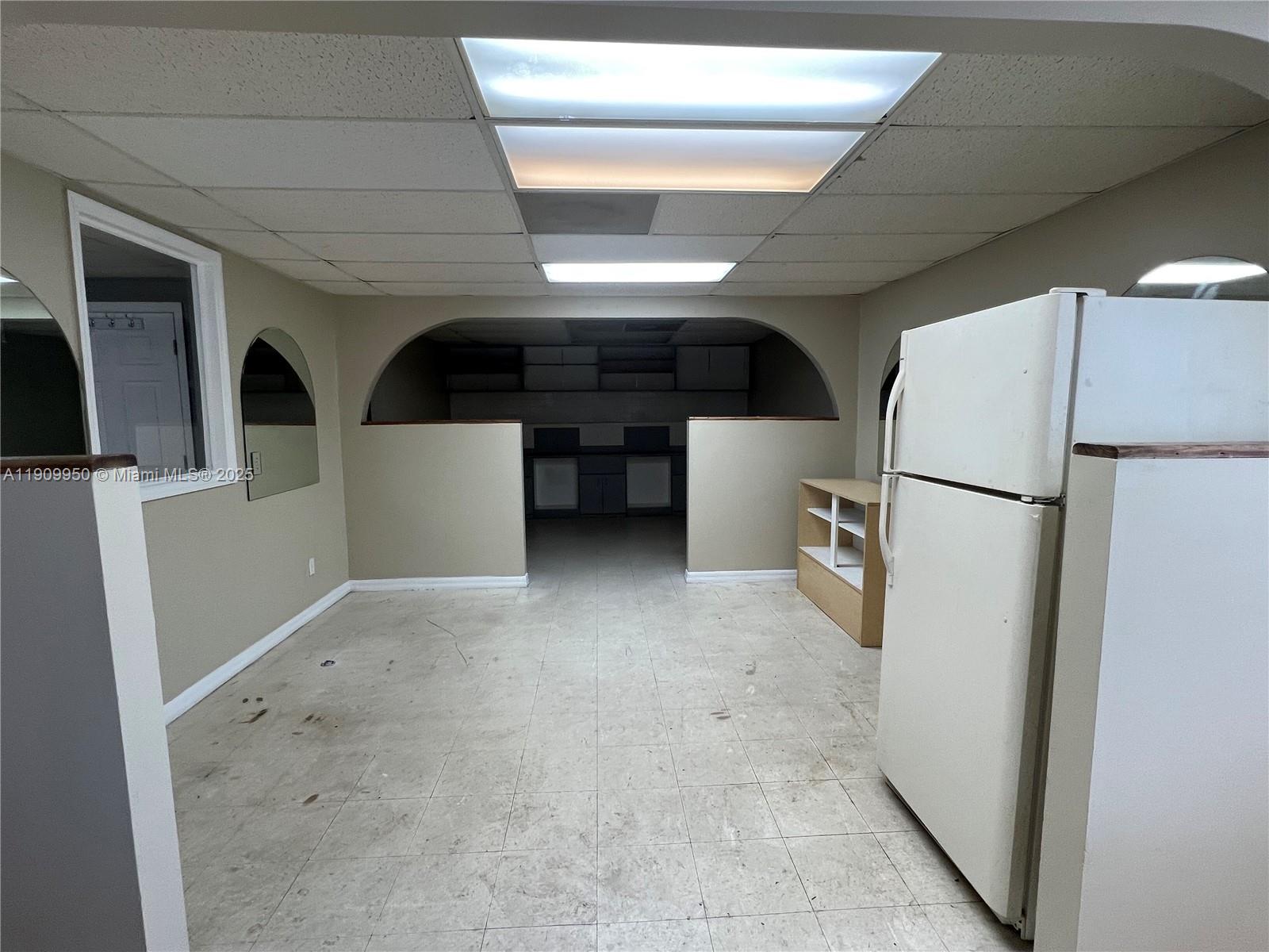 See details / sq. ft. $ 2025-11-06 0 Photo