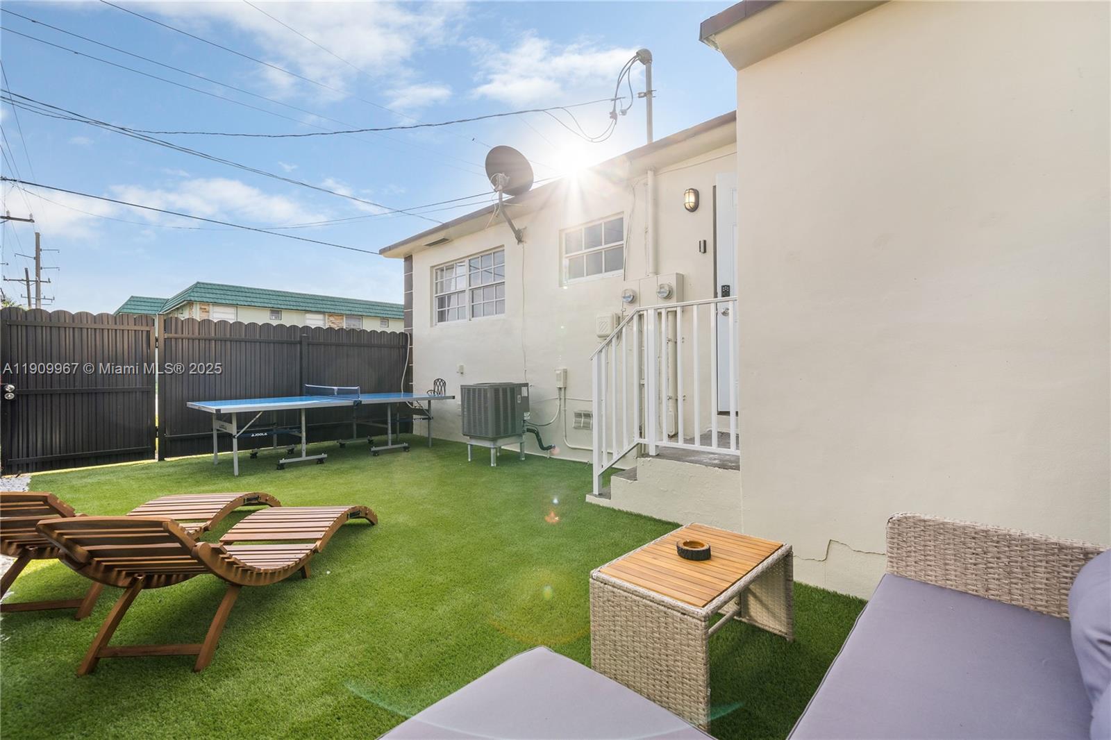   /  1350 sq. ft. $ 2025-11-07 0 Photo