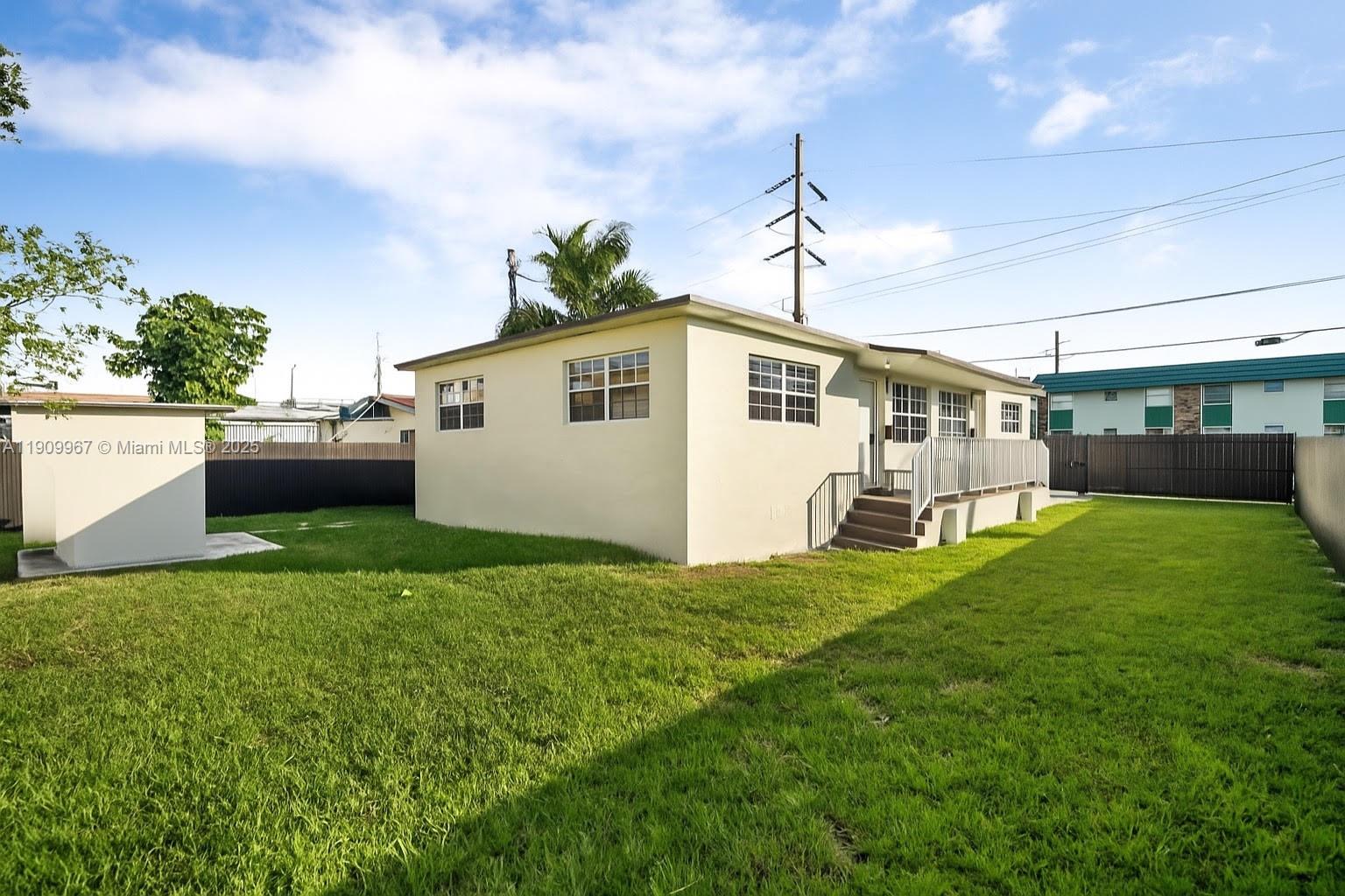   /  1350 sq. ft. $ 2025-11-07 0 Photo