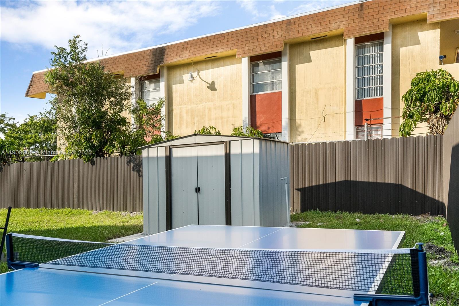   /  1350 sq. ft. $ 2025-11-07 0 Photo