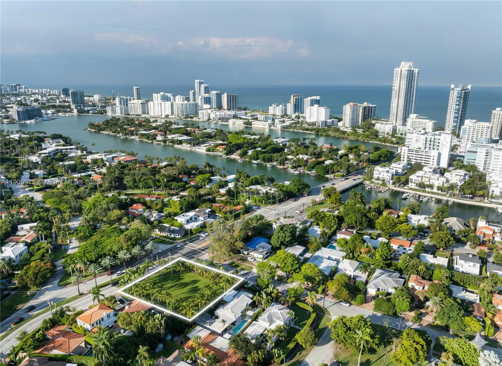 See details / sq. ft. $ 2025-11-07 0 Photo