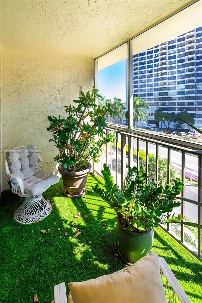 Photo of 501 Three Islands Blvd #517, Hallandale Beach, Florida, 33009 -