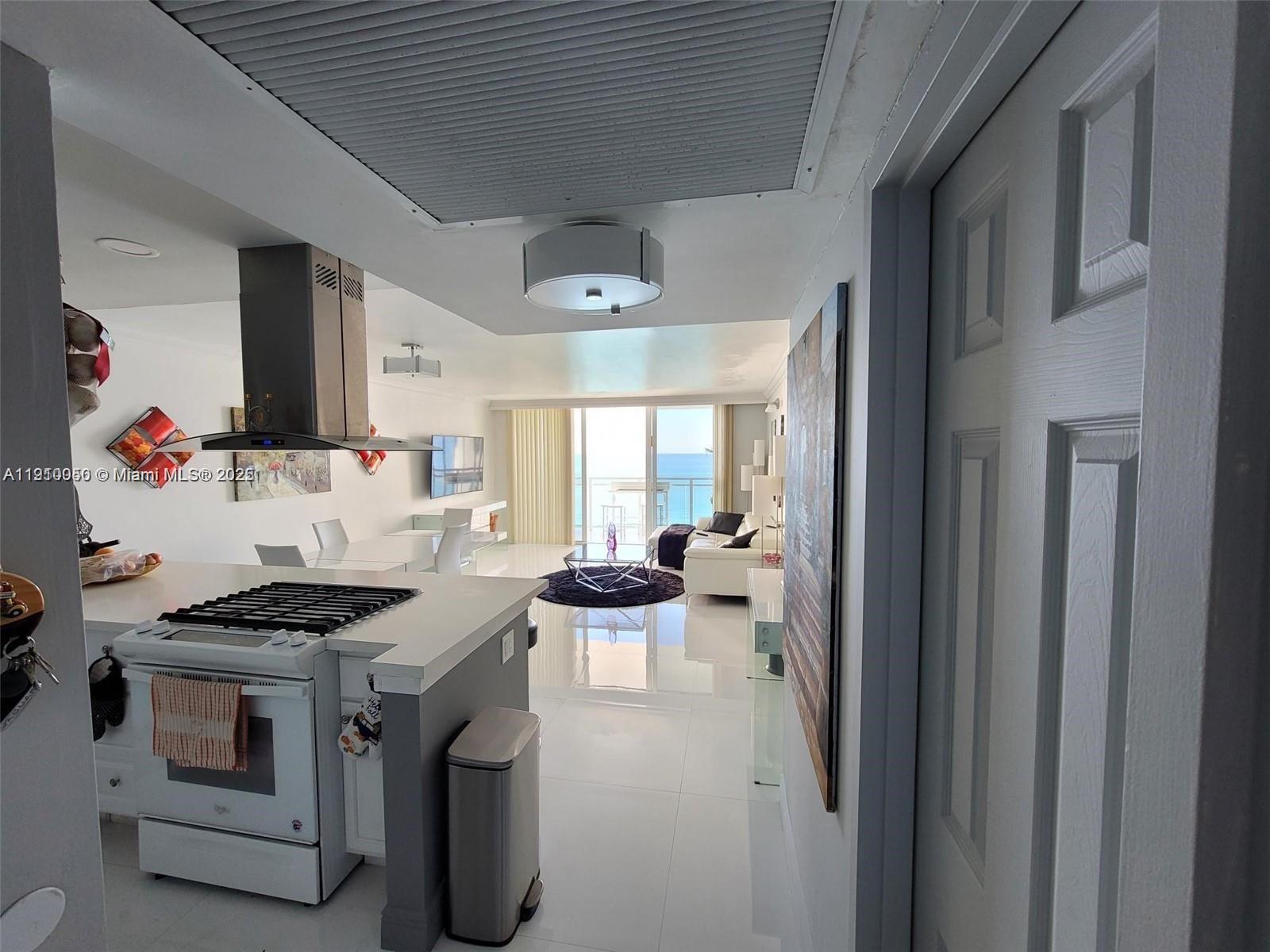 Photo of 2030 Ocean Dr #1815, Hallandale Beach, Florida, 33009 -