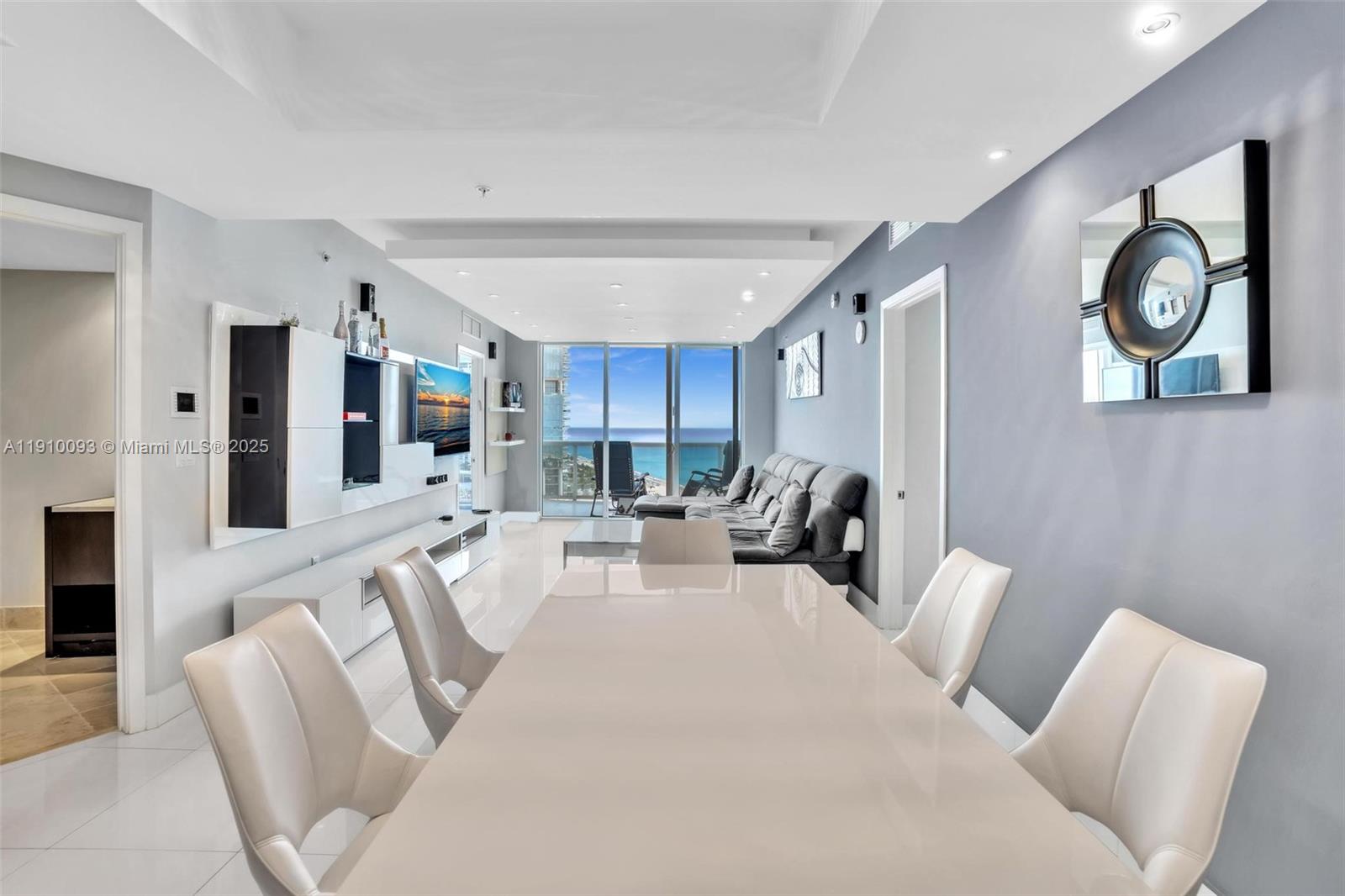 1502 2 / 3 1499 sq. ft. $ 2025-11-07 0 Photo